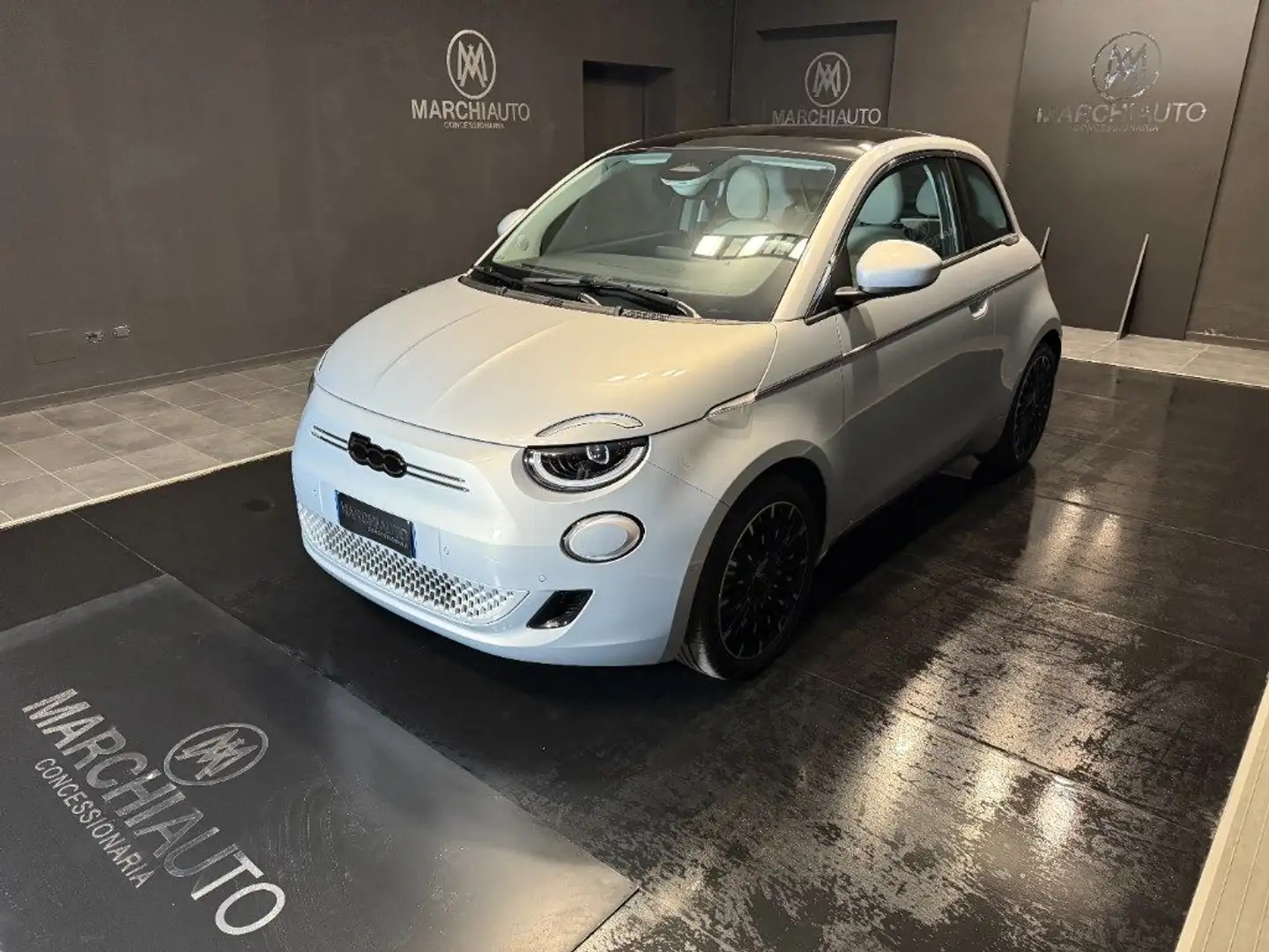Fiat 500e La Prima Berlina 42 kWh Mavi - 1