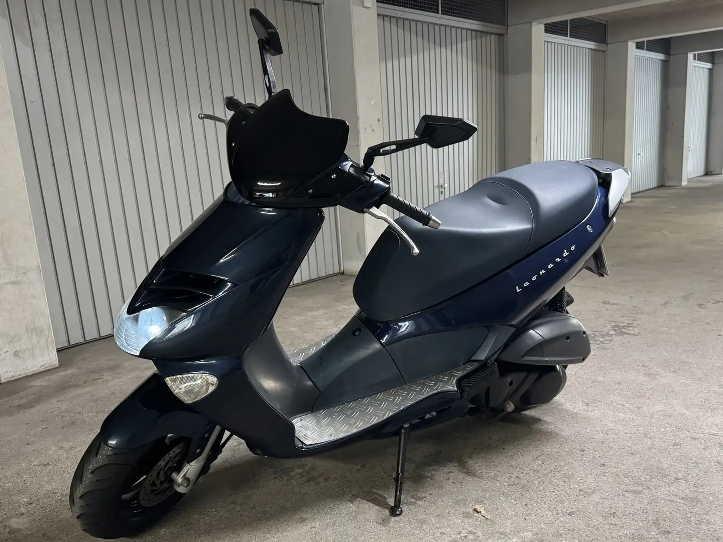 Aprilia Leonardo 250 Roller Scooter Maxiscooter Blau - 2