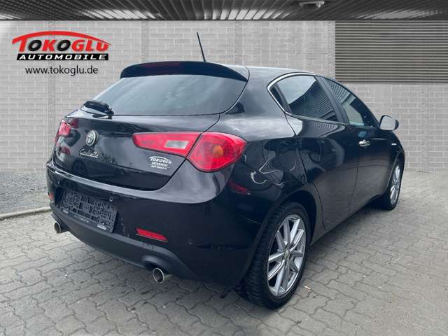 Alfa Romeo Giulietta Turismo 2.0 JTDM 16V!!!EXPORTPREIS! Navi Leder Mem
