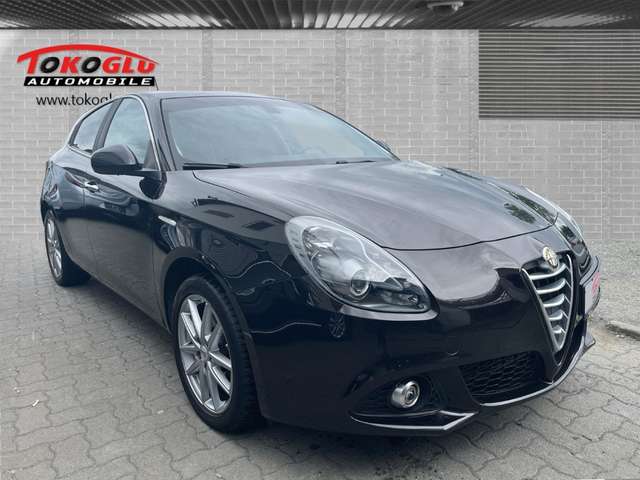 Imagine Alfa Romeo Giulietta Turismo 2.0 JTDM 16V!!!EXPORTPREIS! Navi Leder Mem