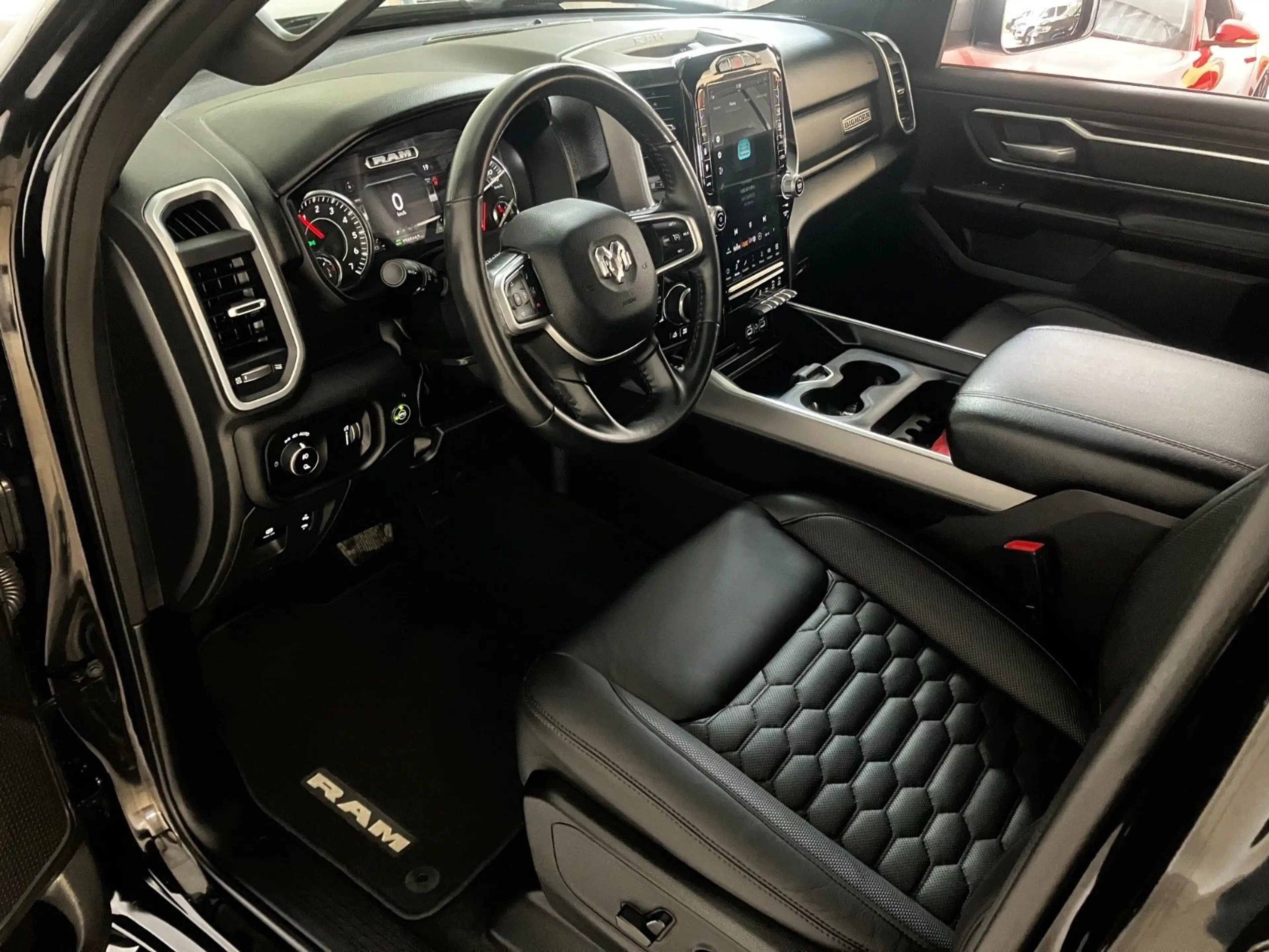 Dodge RAM 5,7 BIGHORN NIGHT CREWCAB 4x4 EU GAS LPG — photo 9