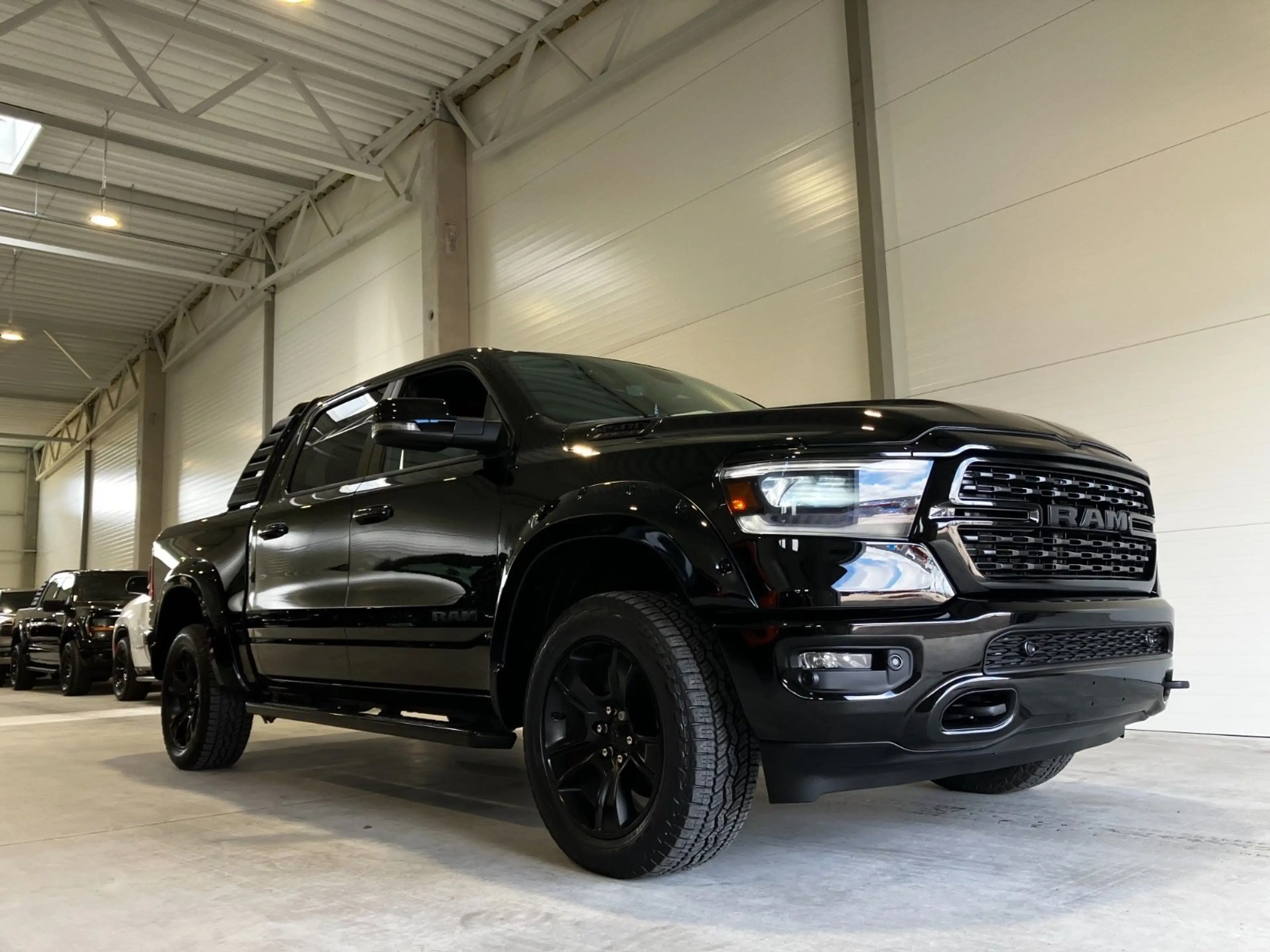 Dodge RAM 5,7 BIGHORN NIGHT CREWCAB 4x4 EU GAS LPG