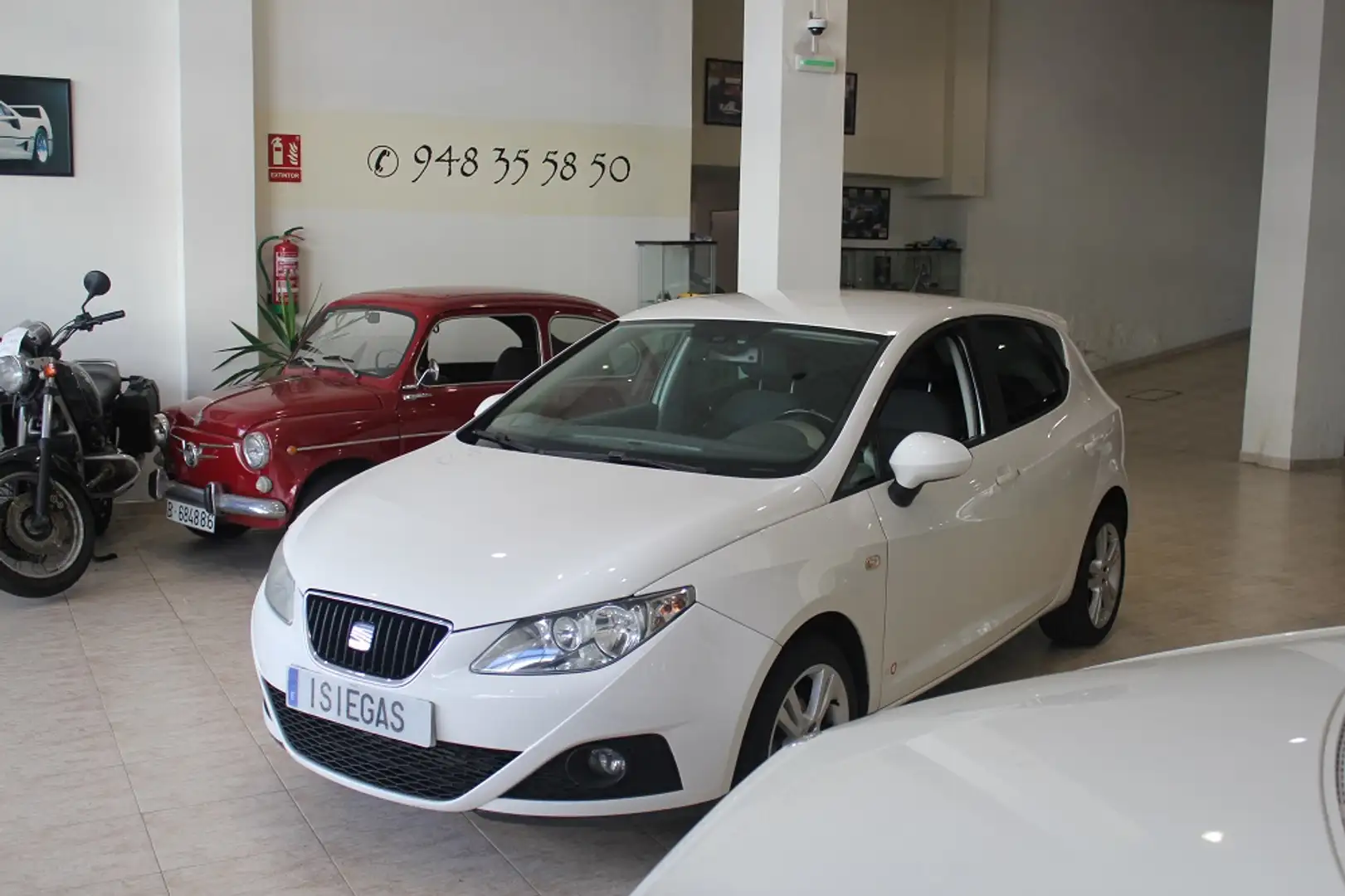 SEAT Ibiza ST 1.6TDI CR Copa Style Weiß - 2
