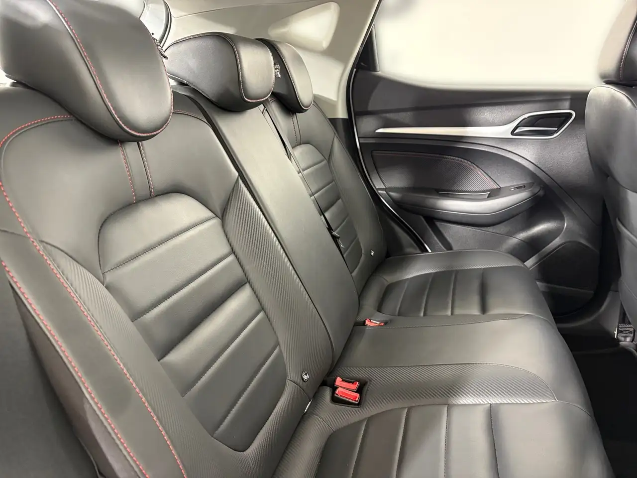 MG ZS LUXURY 1.0T GDI 111KS AT 5V 19