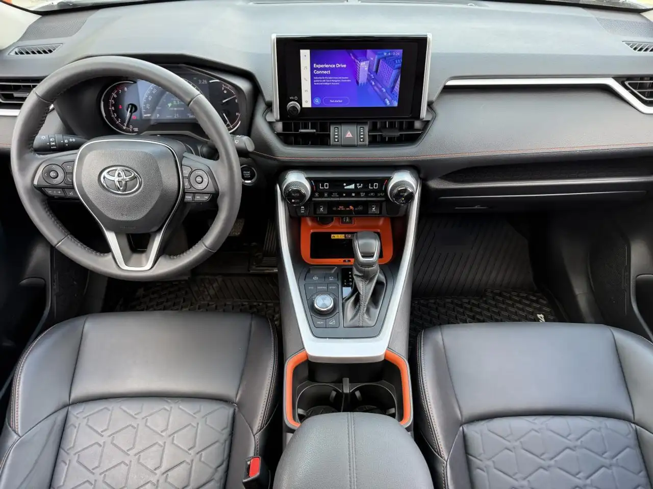 Toyota RAV 4 снимка Toyota RAV 4