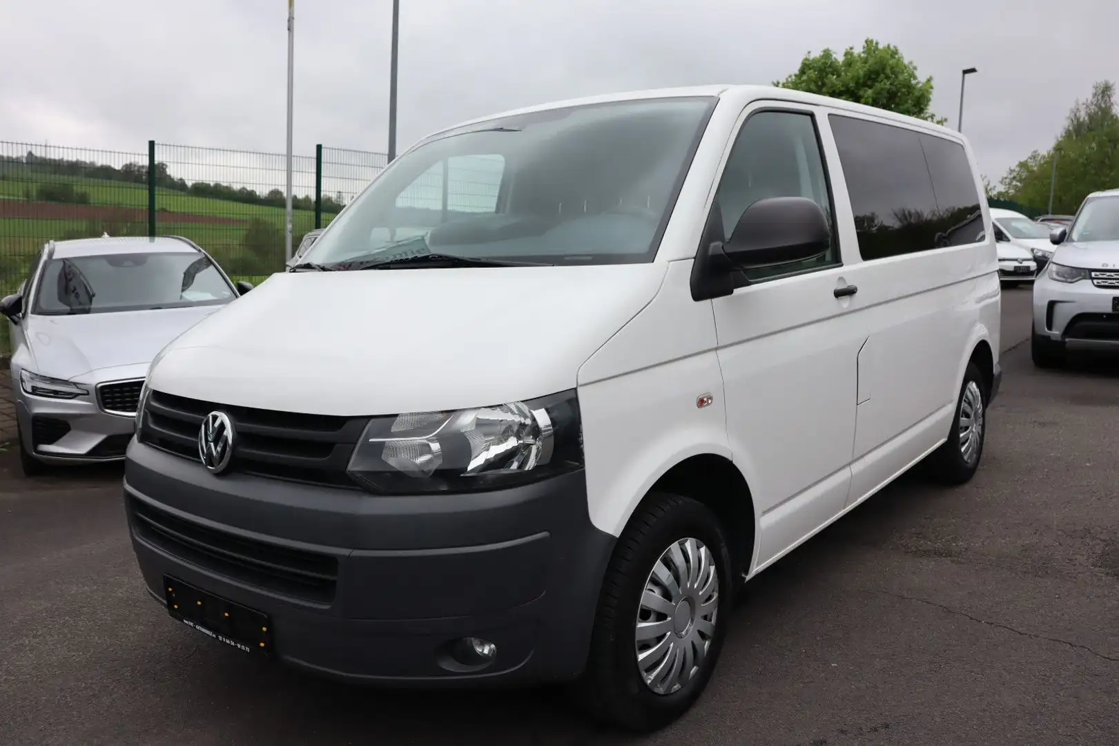 Volkswagen T5 Transporter 6-Sitzer AHK Klima PDC SHZ Sthz Weiß - 1