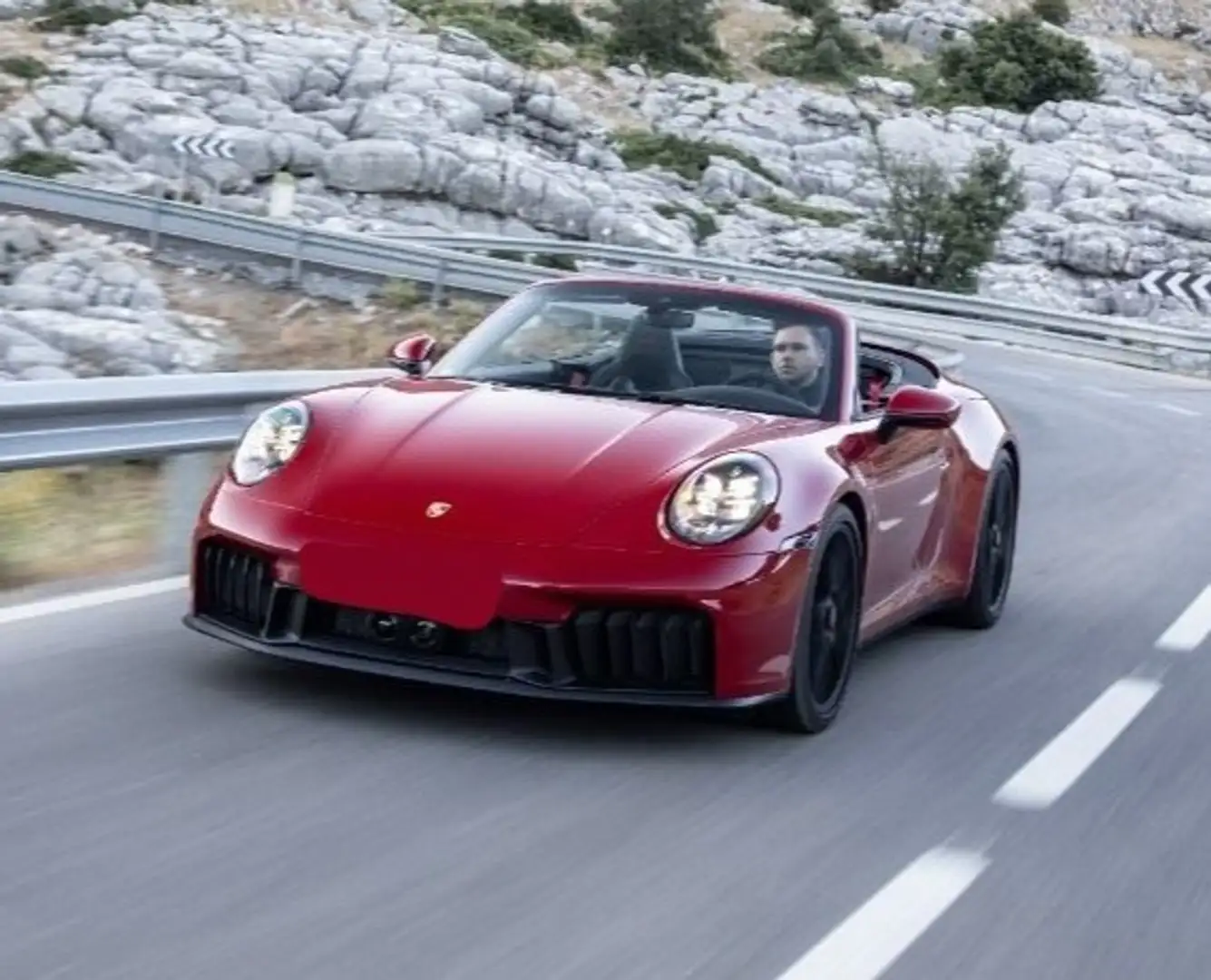 Porsche 992 Carrera 4 GTS Cabriolet PDK Rojo - 1