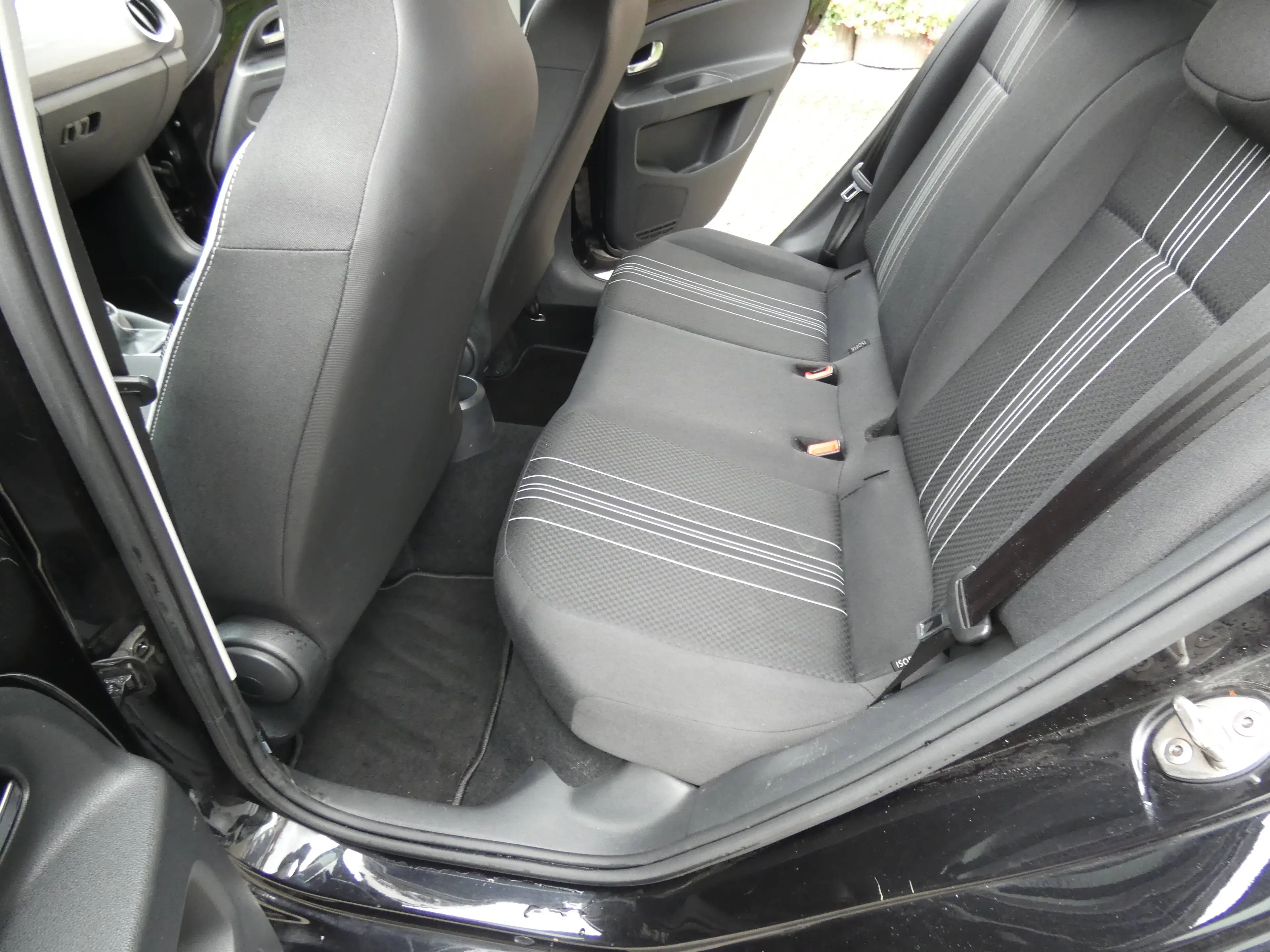 SEAT Mii Sport — photo 10