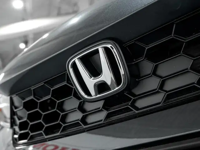 Honda Civic 2026 — photo 4