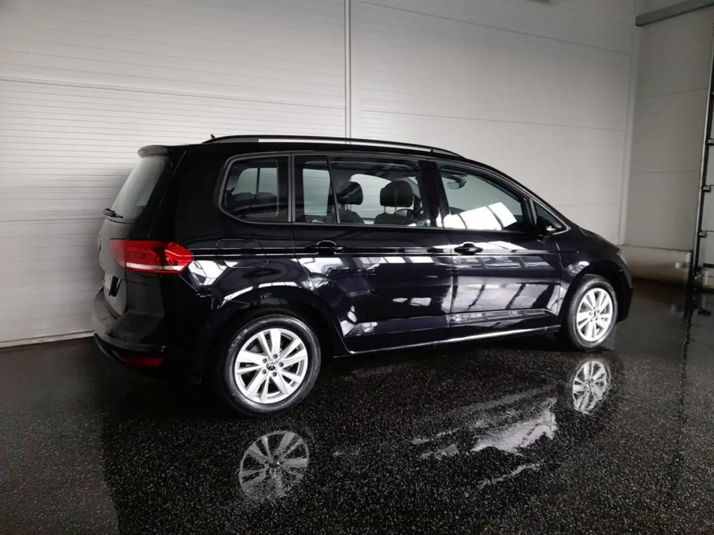 Volkswagen Touran COMFORTLINE 2,0 TDI *7-SITZE / VIRTUELL / NAVI / AHV / ACC / FAMILY-PAKET / PDC / SHZG* Schwarz - 2