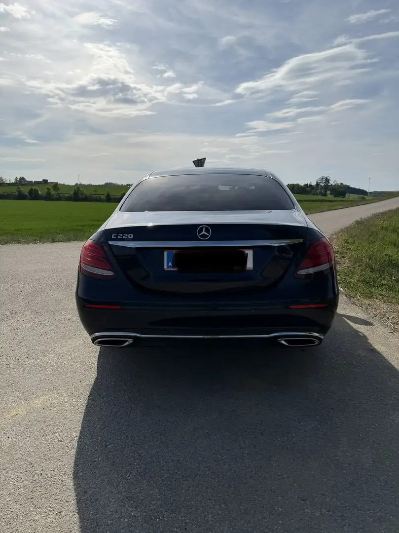Mercedes-Benz E 220 d Exclusive Aut. - 2