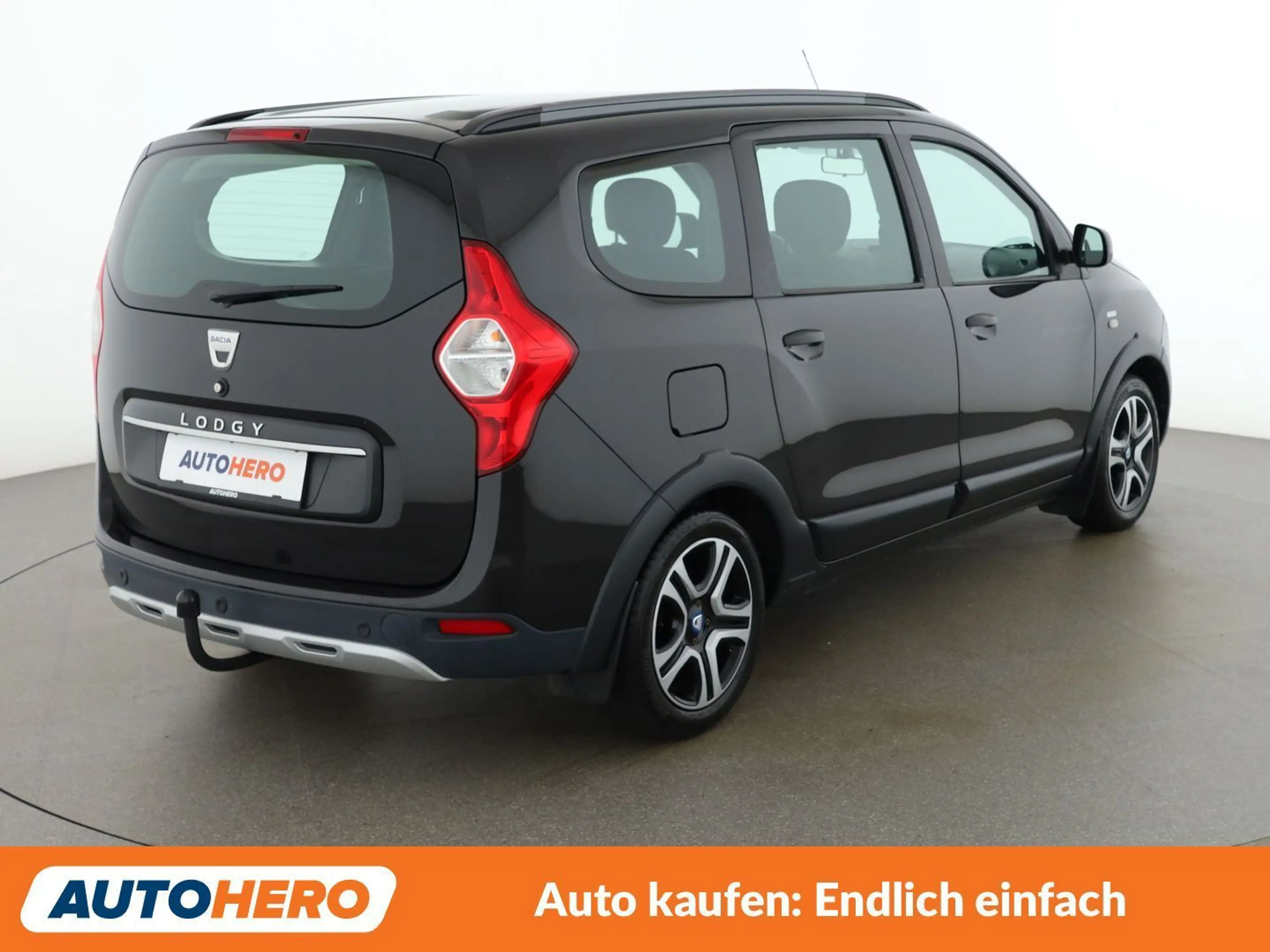 Dacia Lodgy 1.3 TCe Stepway — photo 6