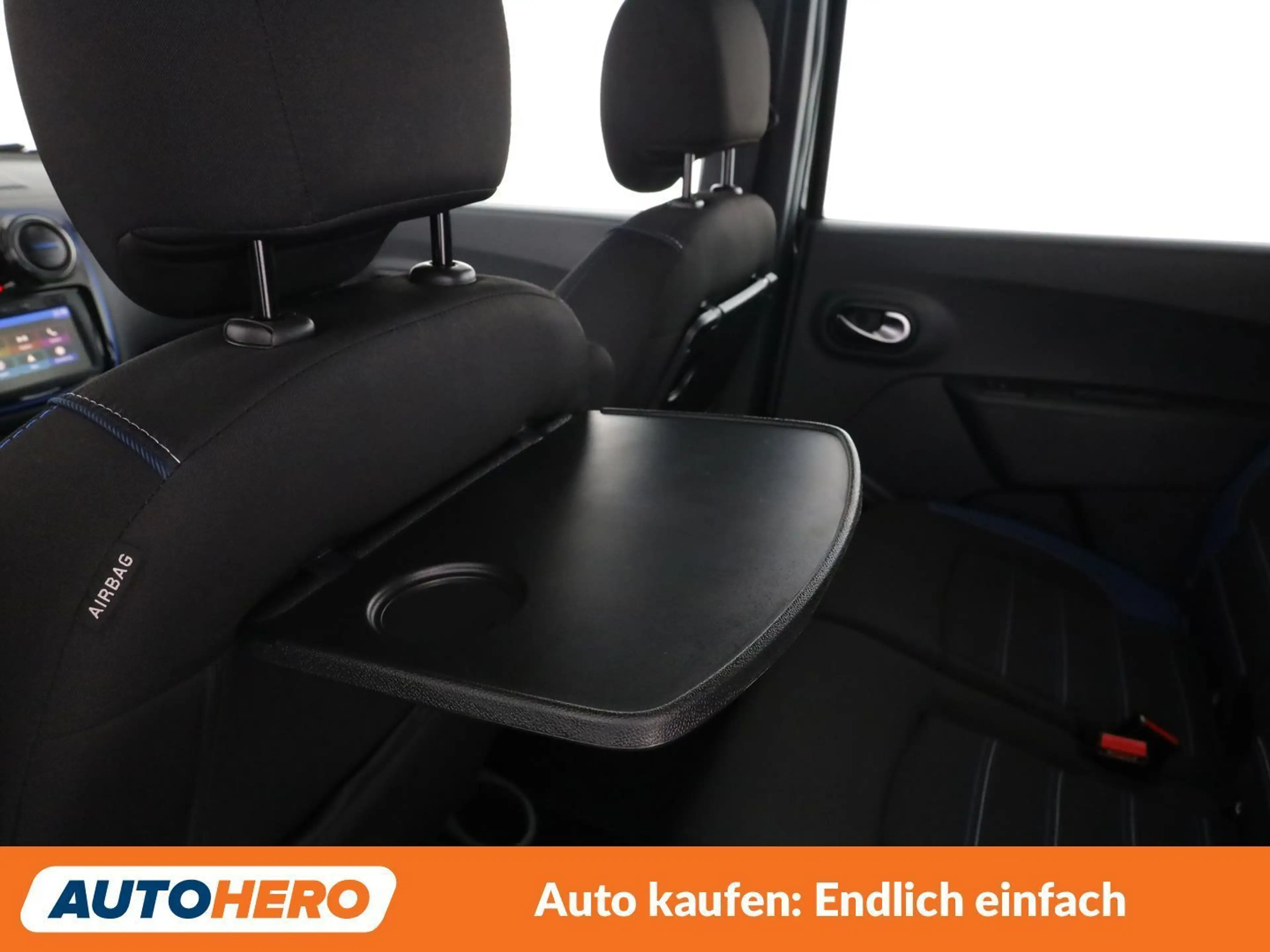 Dacia Lodgy 1.3 TCe Stepway — photo 29