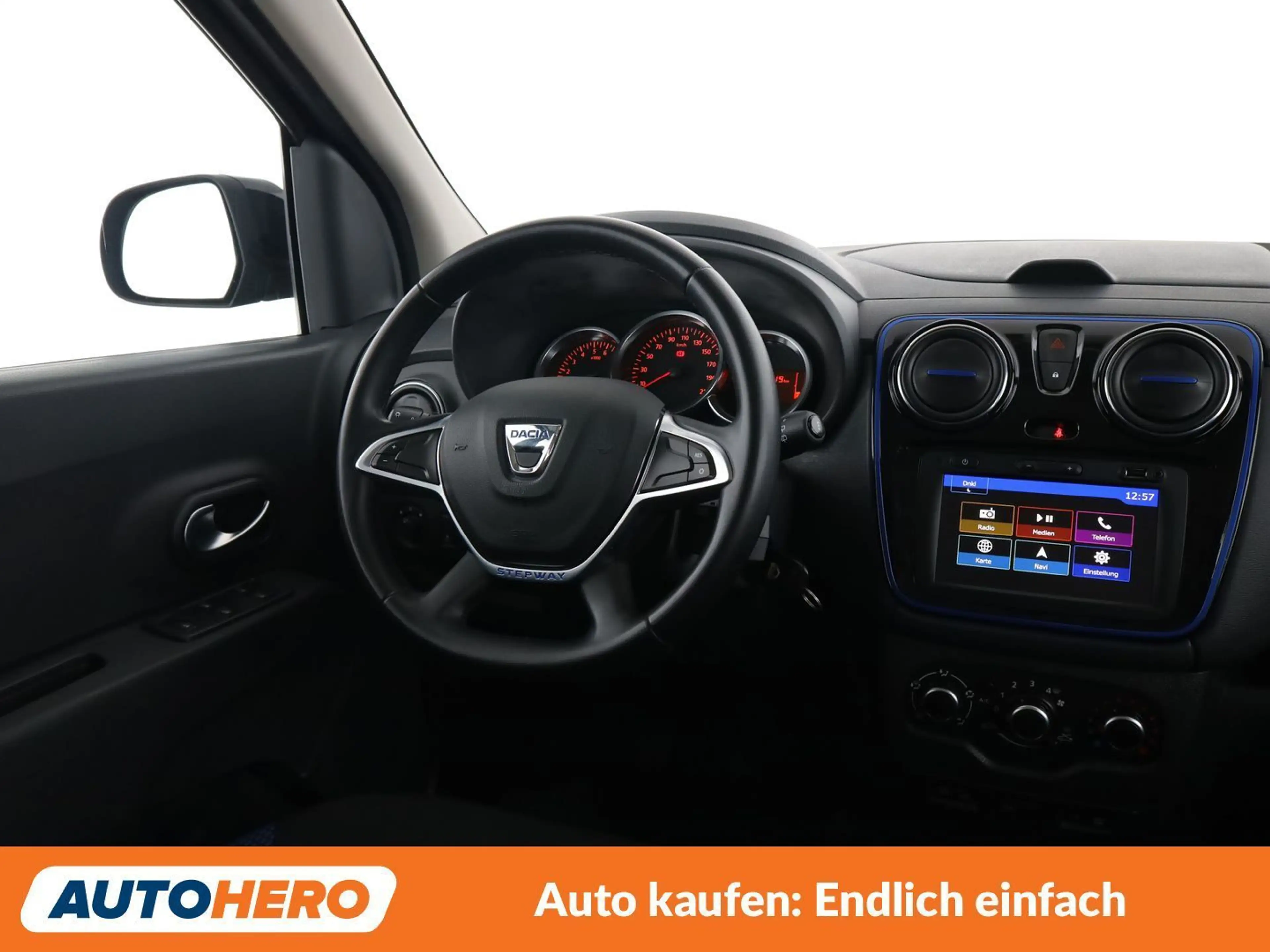 Dacia Lodgy 1.3 TCe Stepway — photo 13