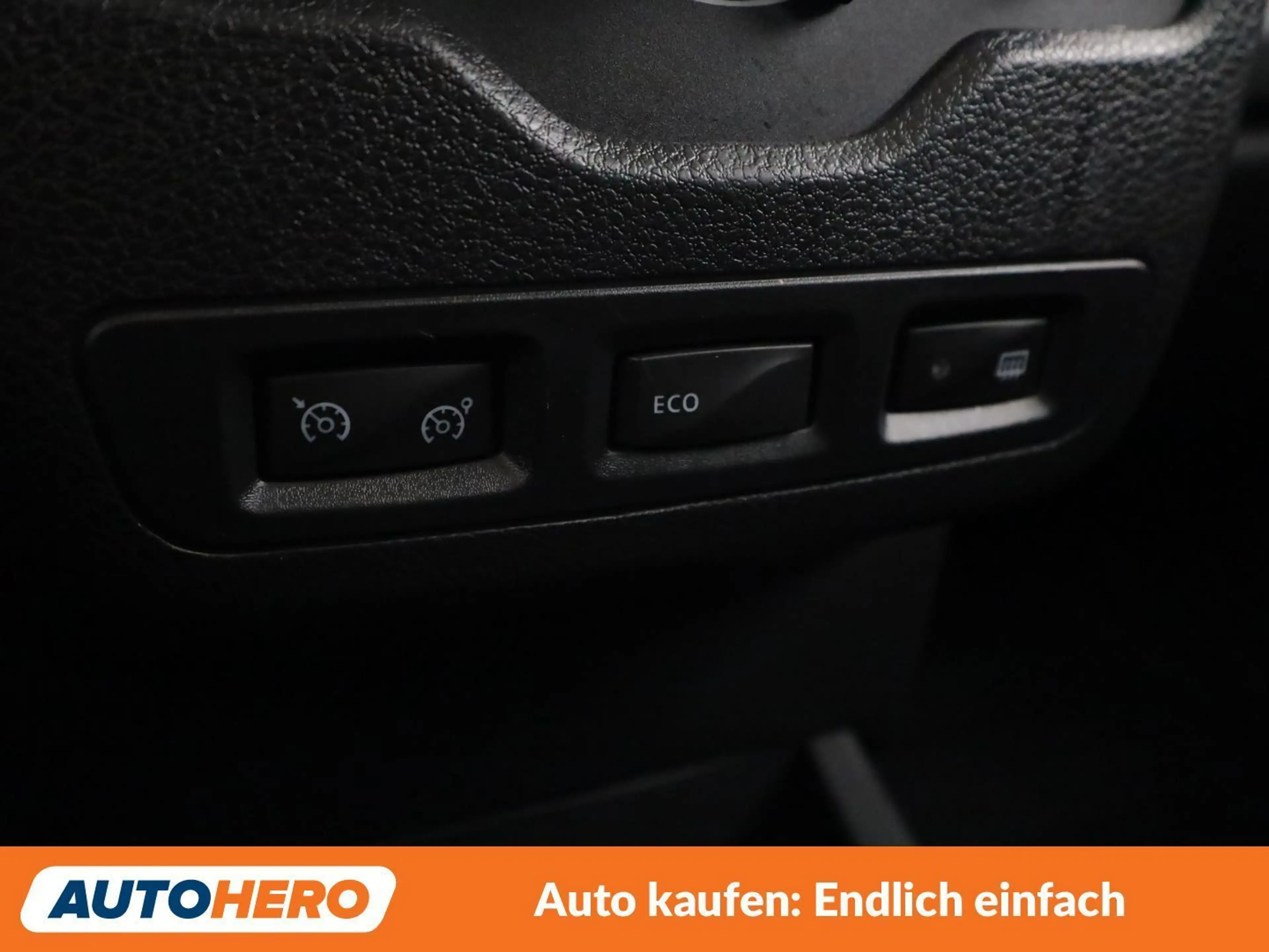 Dacia Lodgy 1.3 TCe Stepway — photo 25