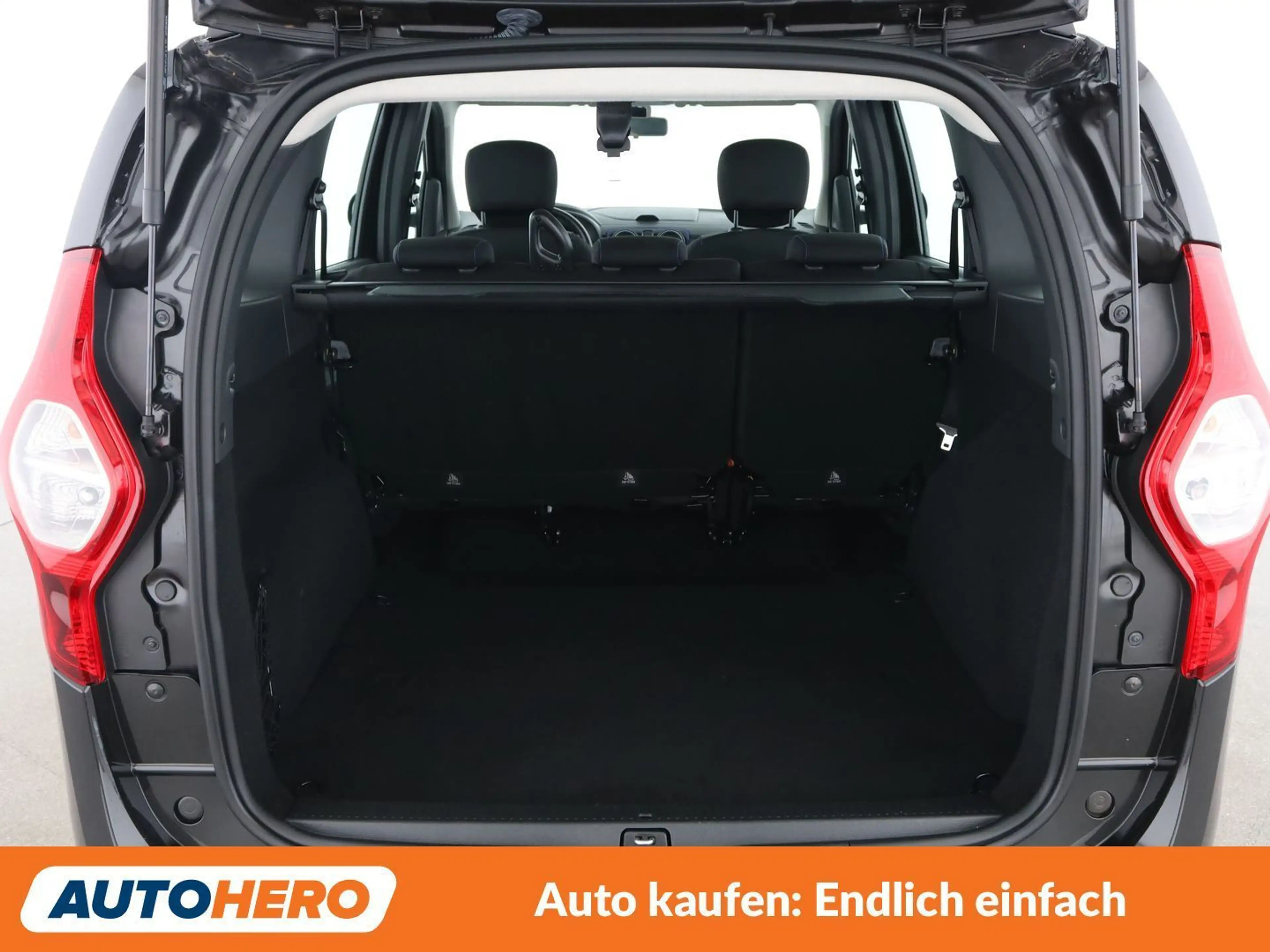 Dacia Lodgy 1.3 TCe Stepway — photo 17