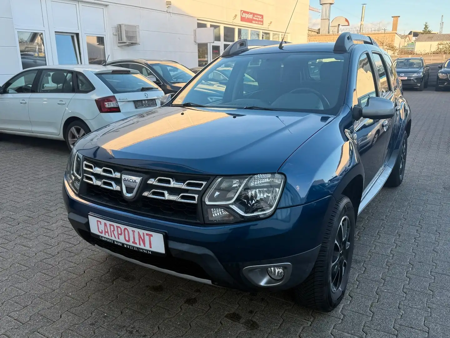 Dacia Duster I Prestige 4x2 1.HAND/KAMERA/NAVI/AHK/SHZ Bleu - 1