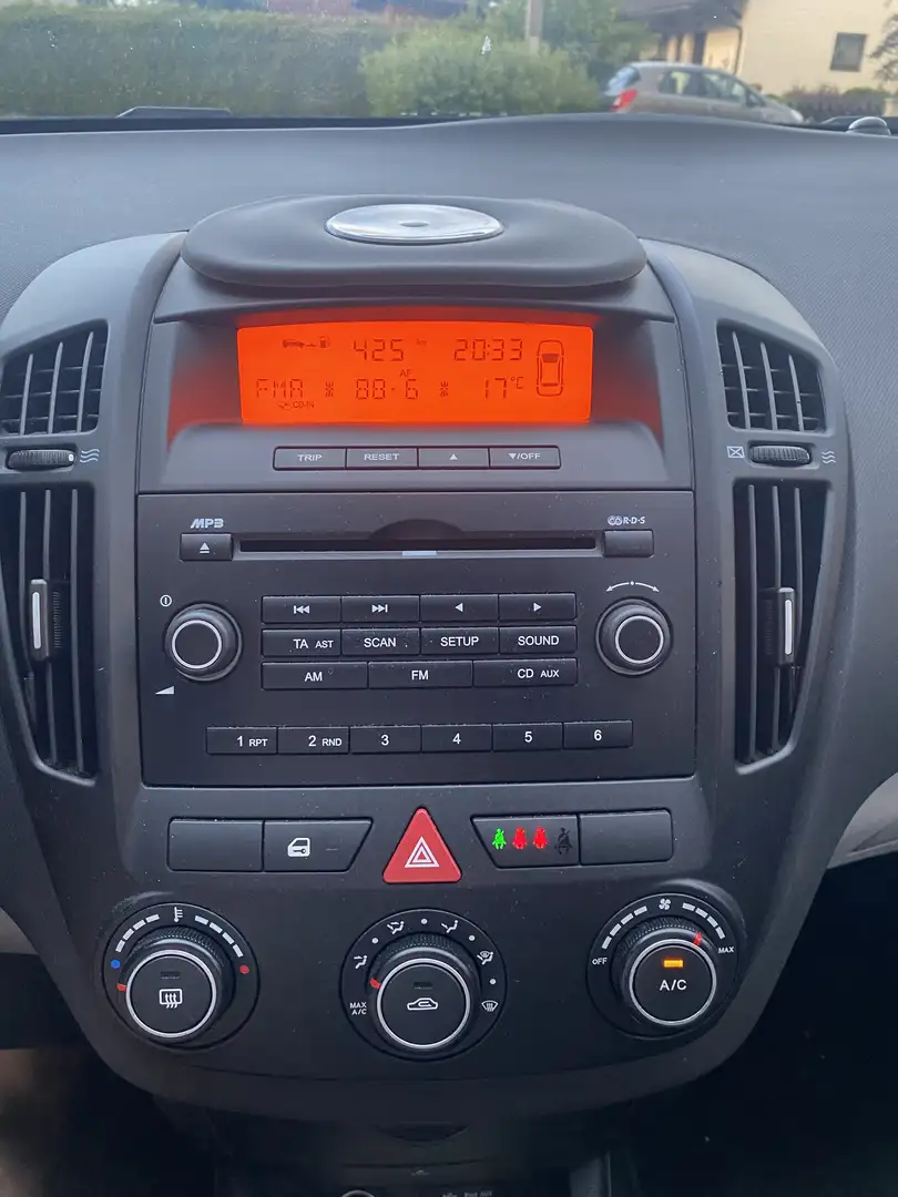 Kia Ceed SW / cee'd SW 1,6 CVVT Cool - 1
