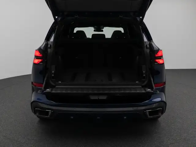 BMW X5 view 13
