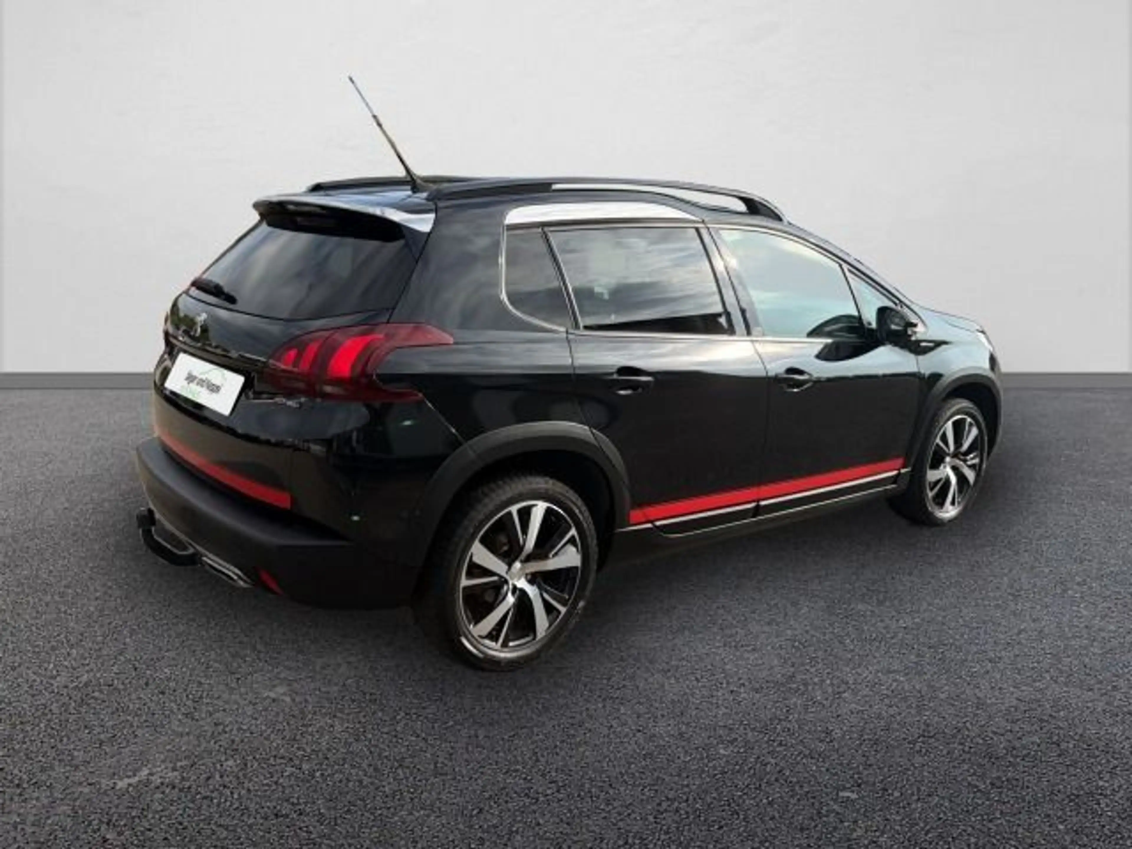 Peugeot 2008 1.2 PureTech 110 Allure (EURO 6d-Temp) — photo 5