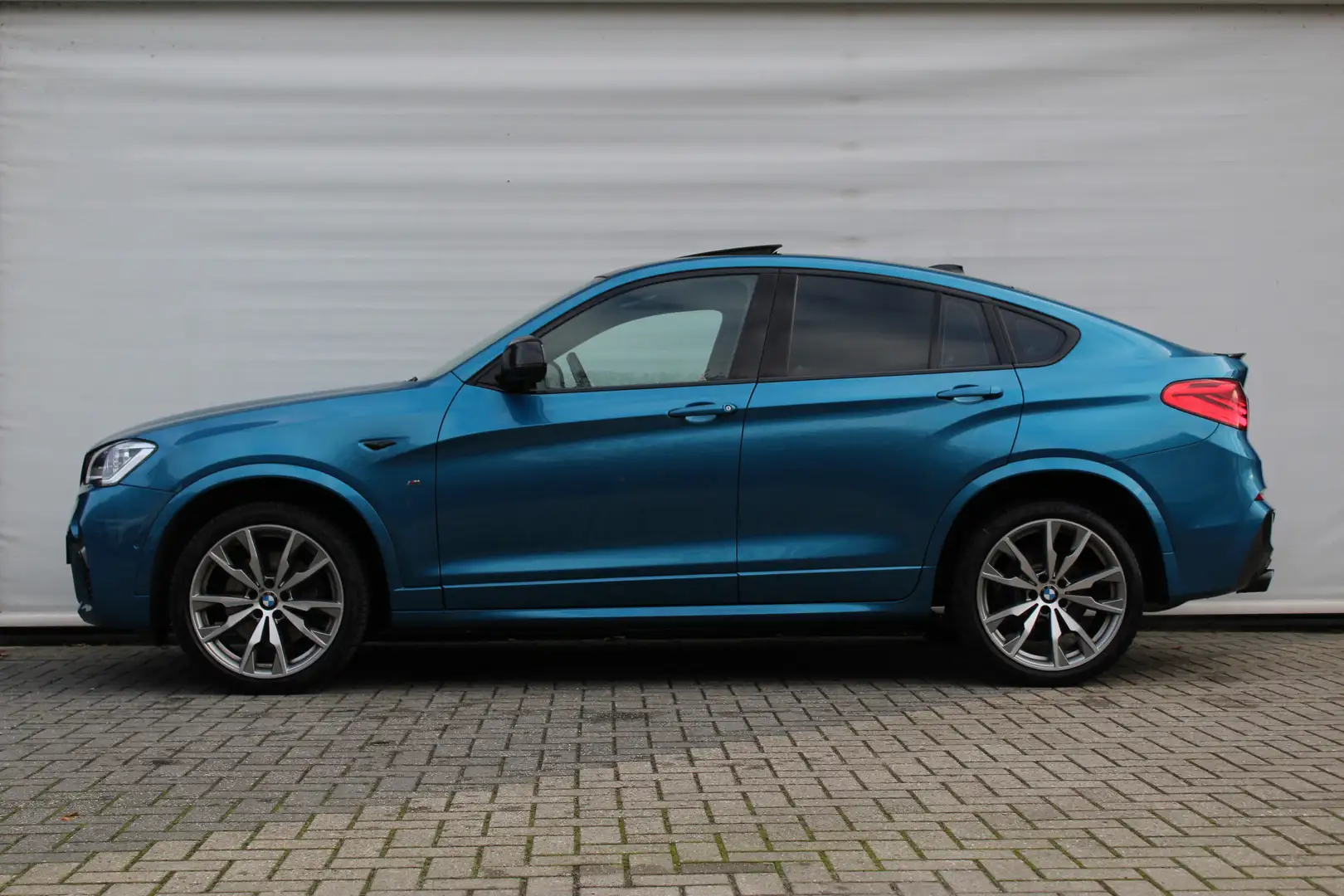 BMW X4 M40i High Executive M Sport Automaat / Schuif-kant Bleu - 2
