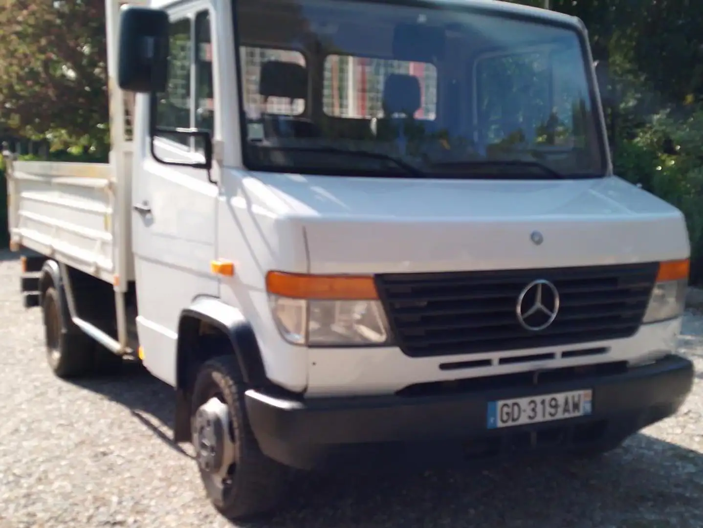 Mercedes-Benz Vario 512 D  C 31 Blanc - 1