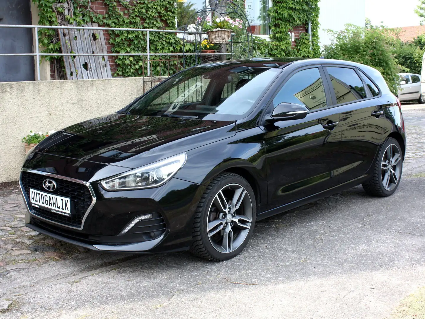 Hyundai i30 Passion Schwarz - 2