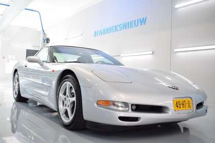 Chevrolet Corvette (12.772 KMS!) Orig. Nederlands