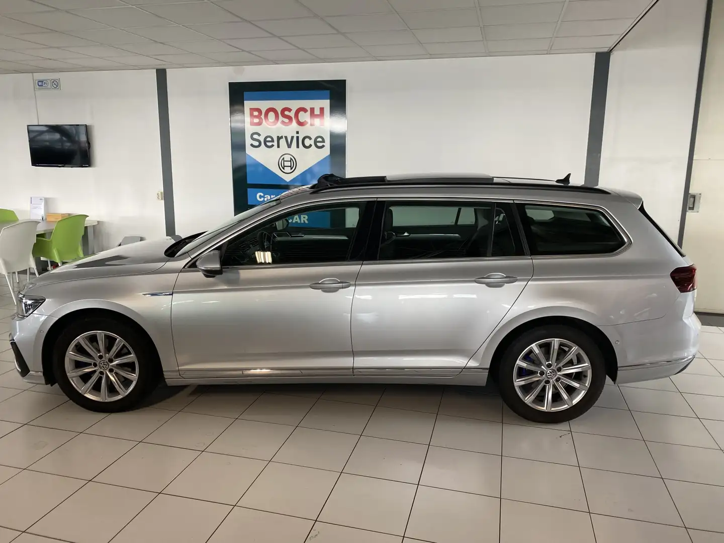 Volkswagen Passat Variant 1.4 TSI PHEV GTE Business Panodak/ Trekhaak / appl Grijs - 2