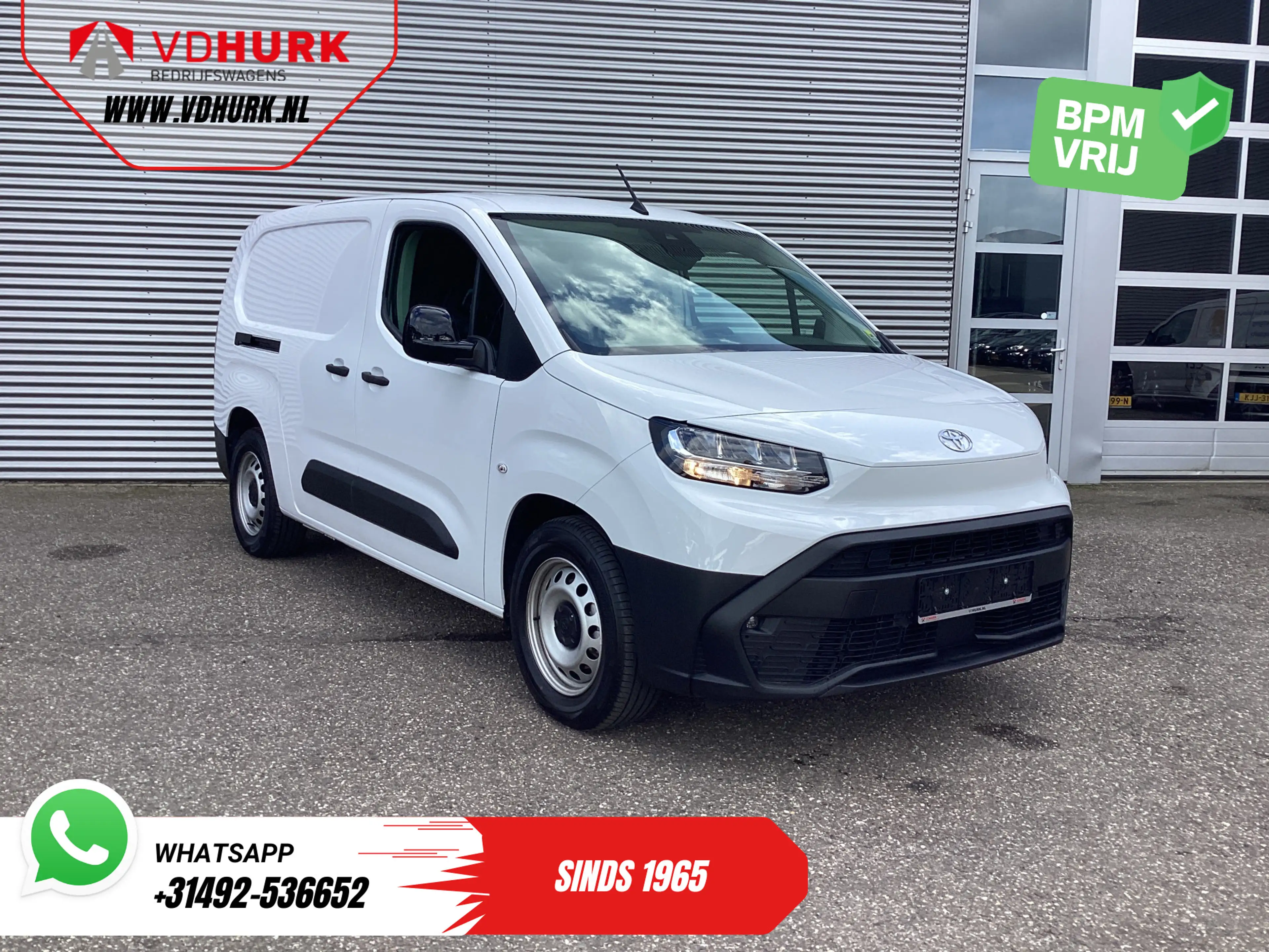 Toyota Proace City e-ProAce 50 kWh 320 km WLTP L2 3Pers./ LED/ Standk