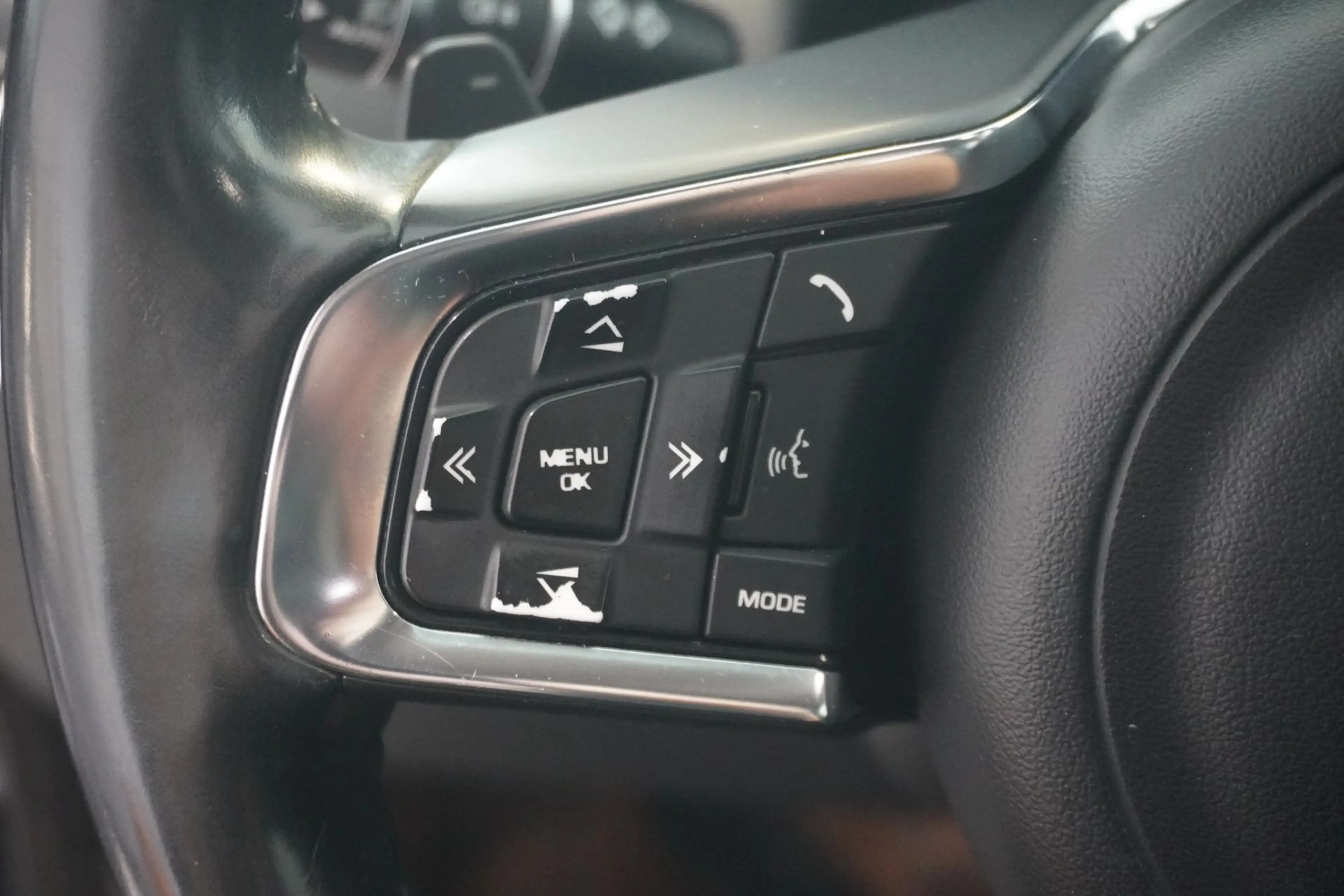 Jaguar F-Pace 30d R-Dynamic AWD Aut. AHV/Kamera — photo 12