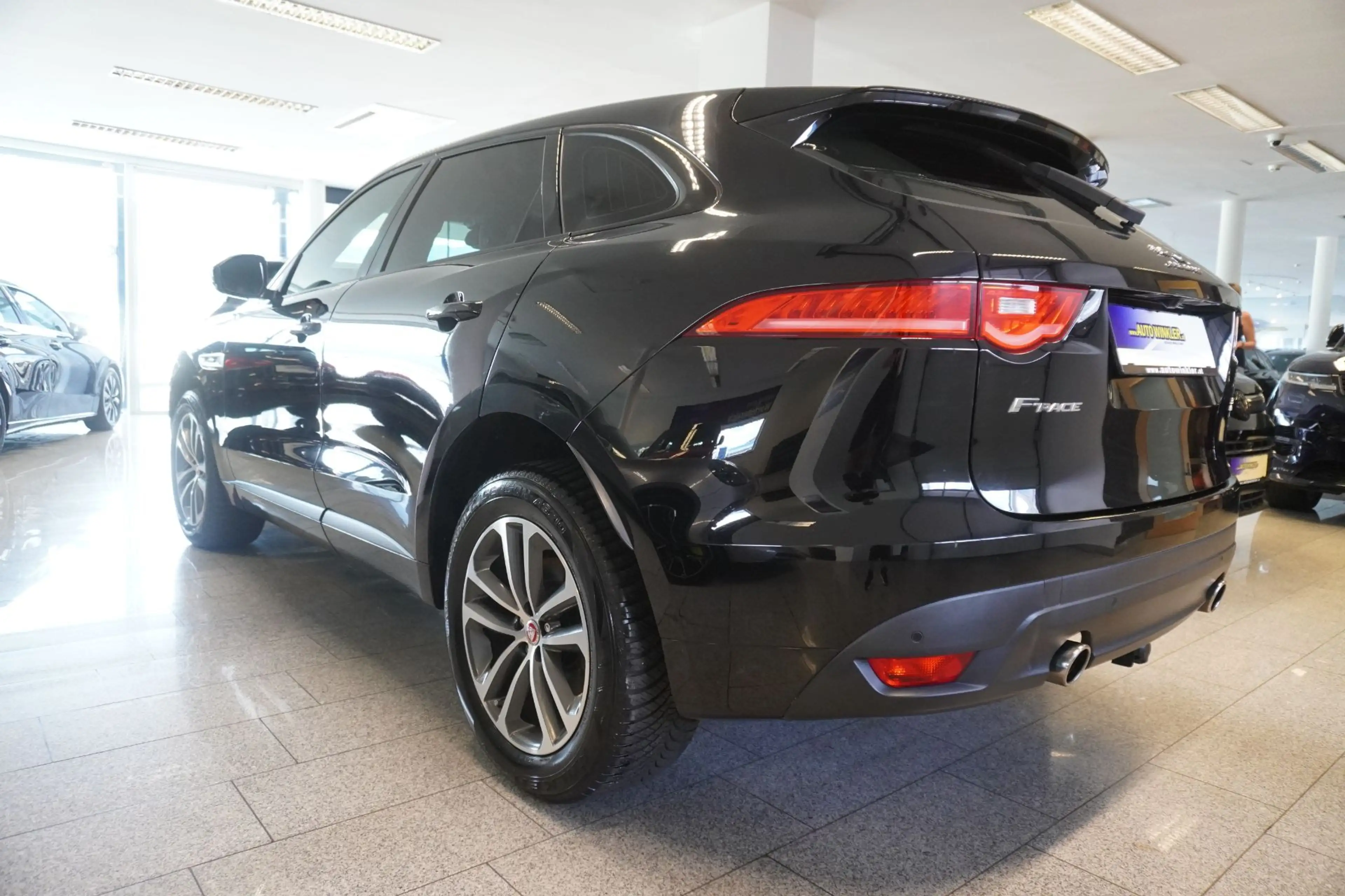 Jaguar F-Pace 30d R-Dynamic AWD Aut. AHV/Kamera — photo 4