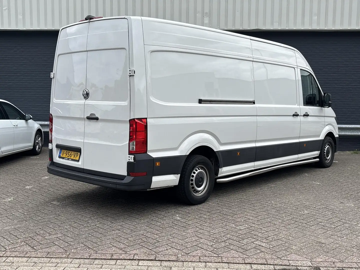 Volkswagen Crafter 35 2.0 TDI L4H3 | € 11.350,- NETTO! | Euro 6 | Bij Wit - 2