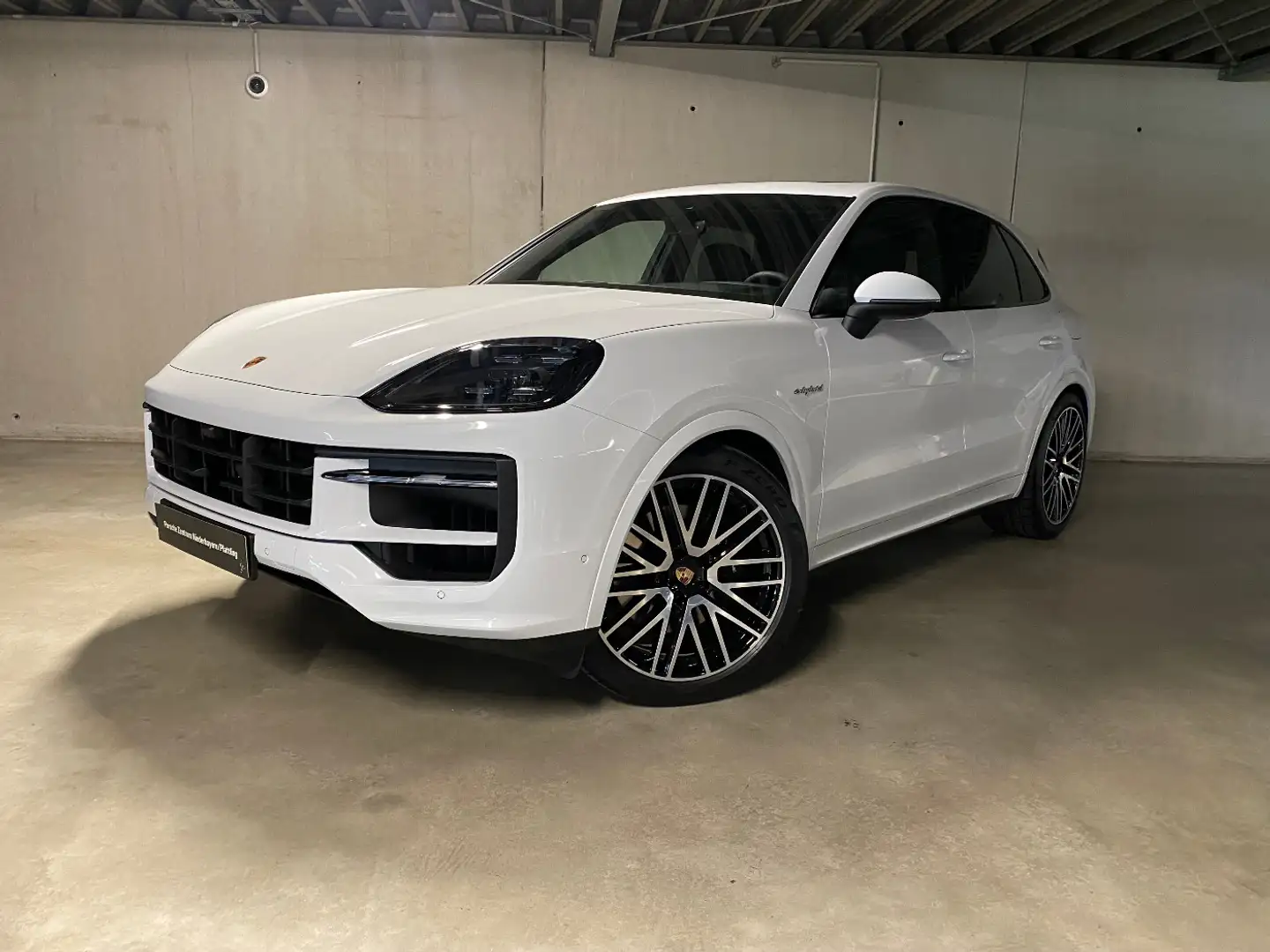 Porsche Cayenne E-Hybrid | Luftfederung | BOSE | 22-Zoll Weiß - 2