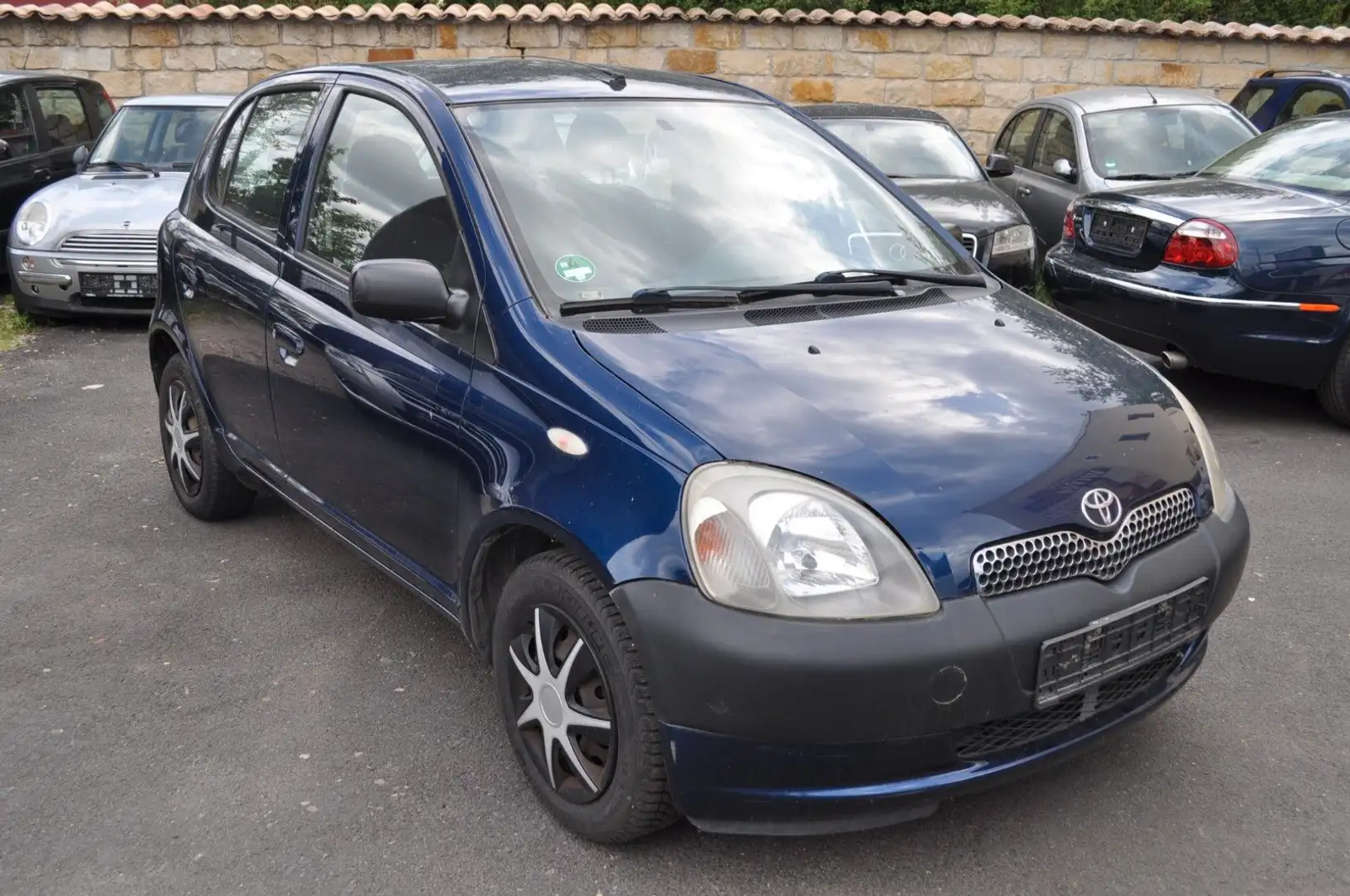 Toyota Yaris 1.3 linea sol * TÜV 02-2027 * Bleu - 1