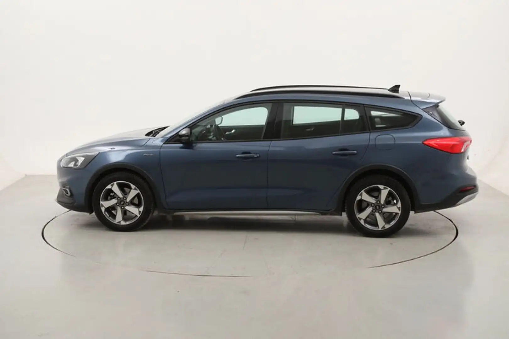 Ford Focus SW Hybrid Active 1.0 Mild Hybrid 125CV Bleu - 2