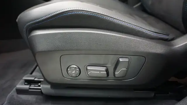 BMW iX1 xDrive30 66,5kWh Ansicht 14