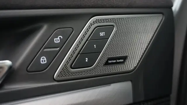 BMW iX1 xDrive30 66,5kWh Ansicht 13