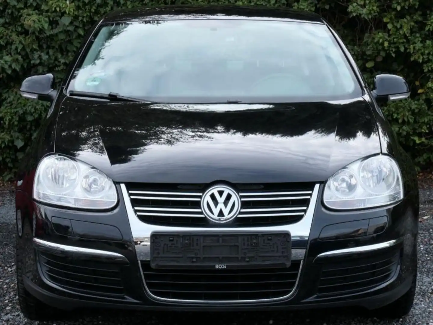 Volkswagen Jetta 1.6 Comfortline*Sitzheizung*Klima* Negro - 1