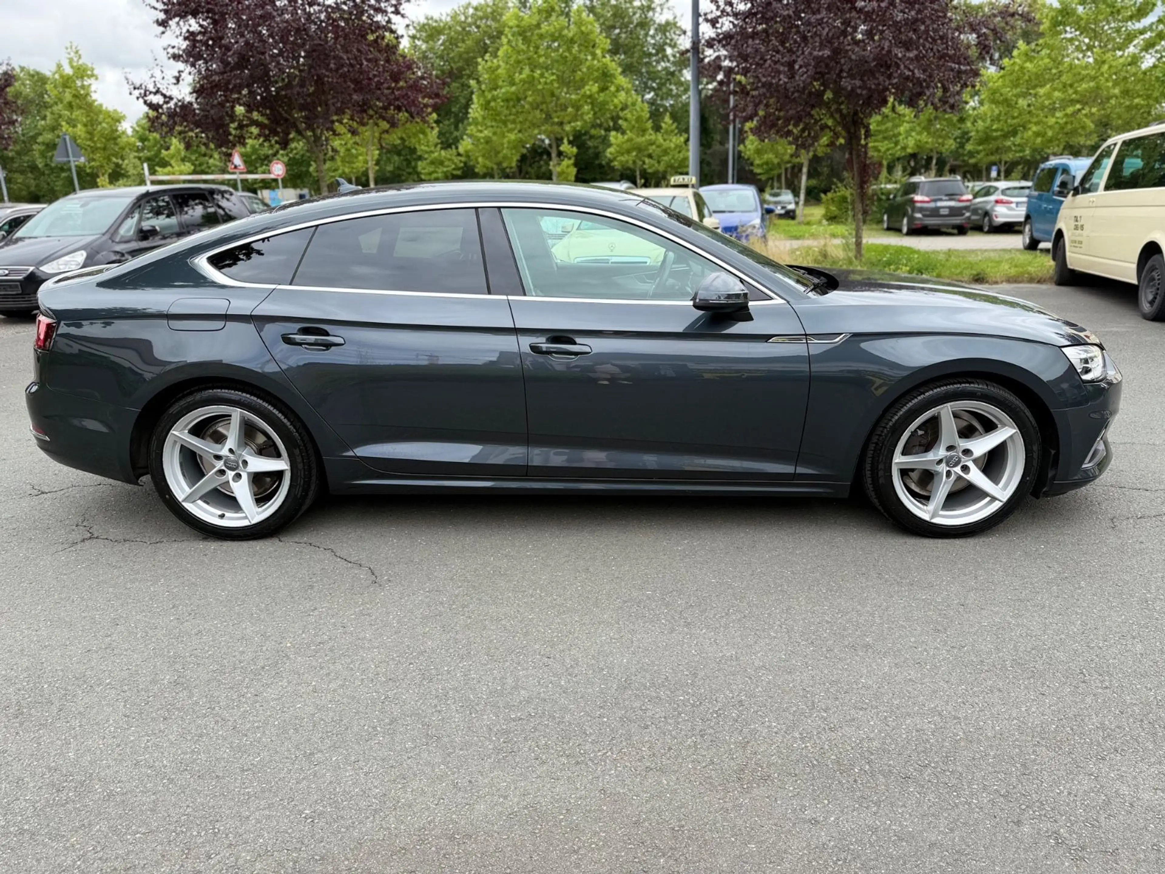 Audi A5 2.0tdi Sportback sport KeylessGo Leder SHZ — photo 4