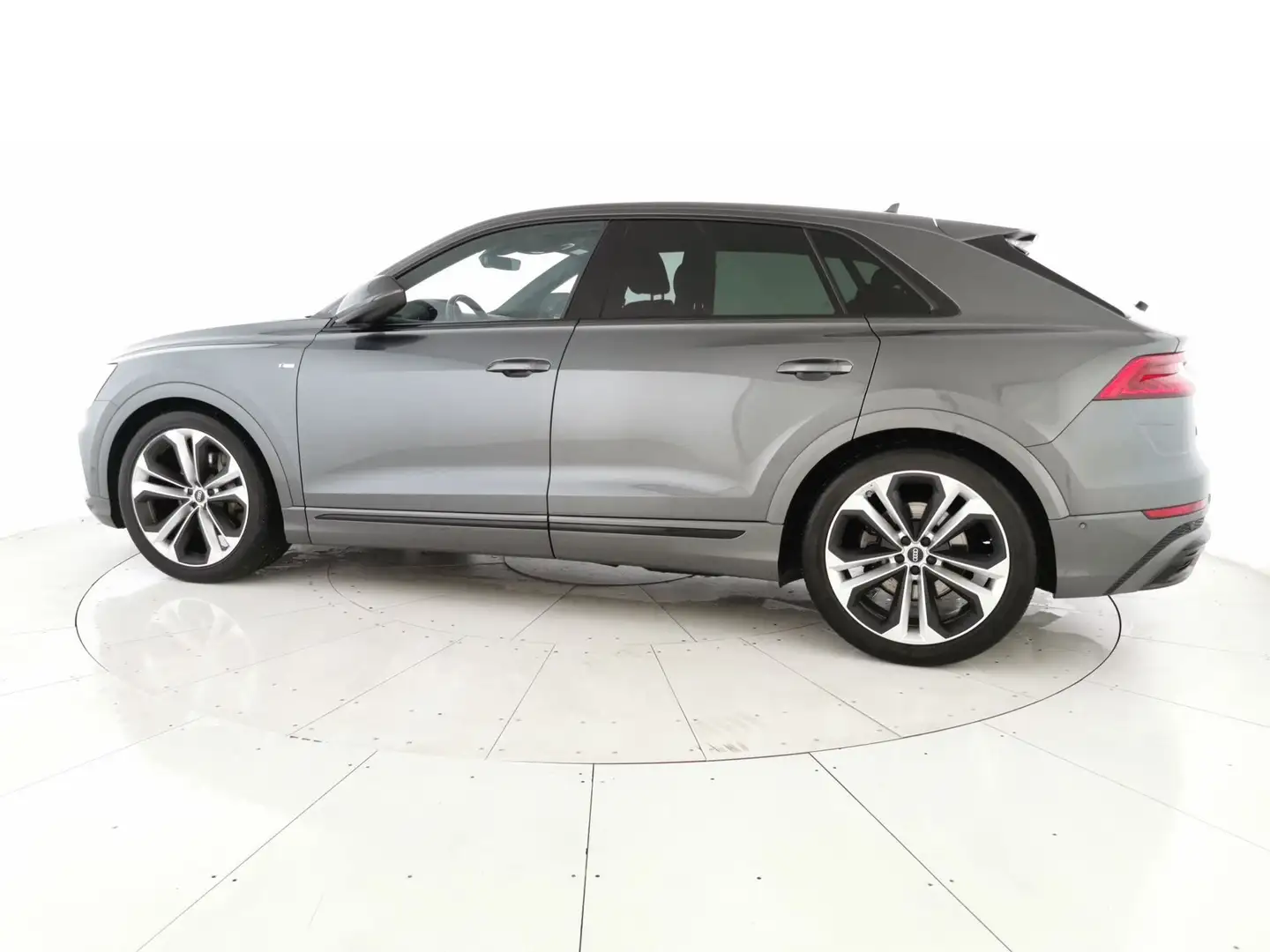 Audi Q8 50 3.0 tdi mhev Sport quattro tiptronic Gris - 2