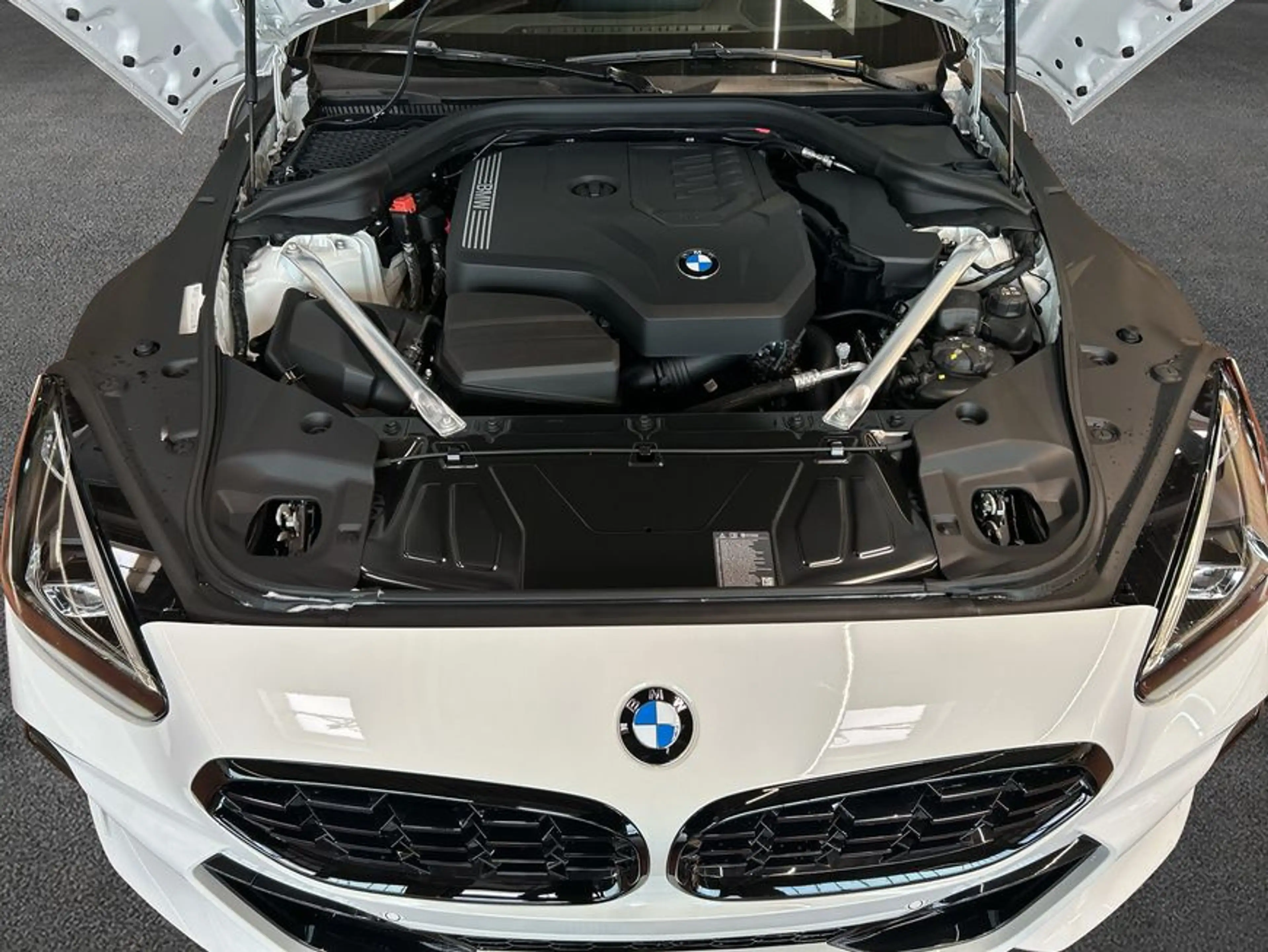 BMW Z4 sDrive20i 145 kW, 2-türig — photo 8