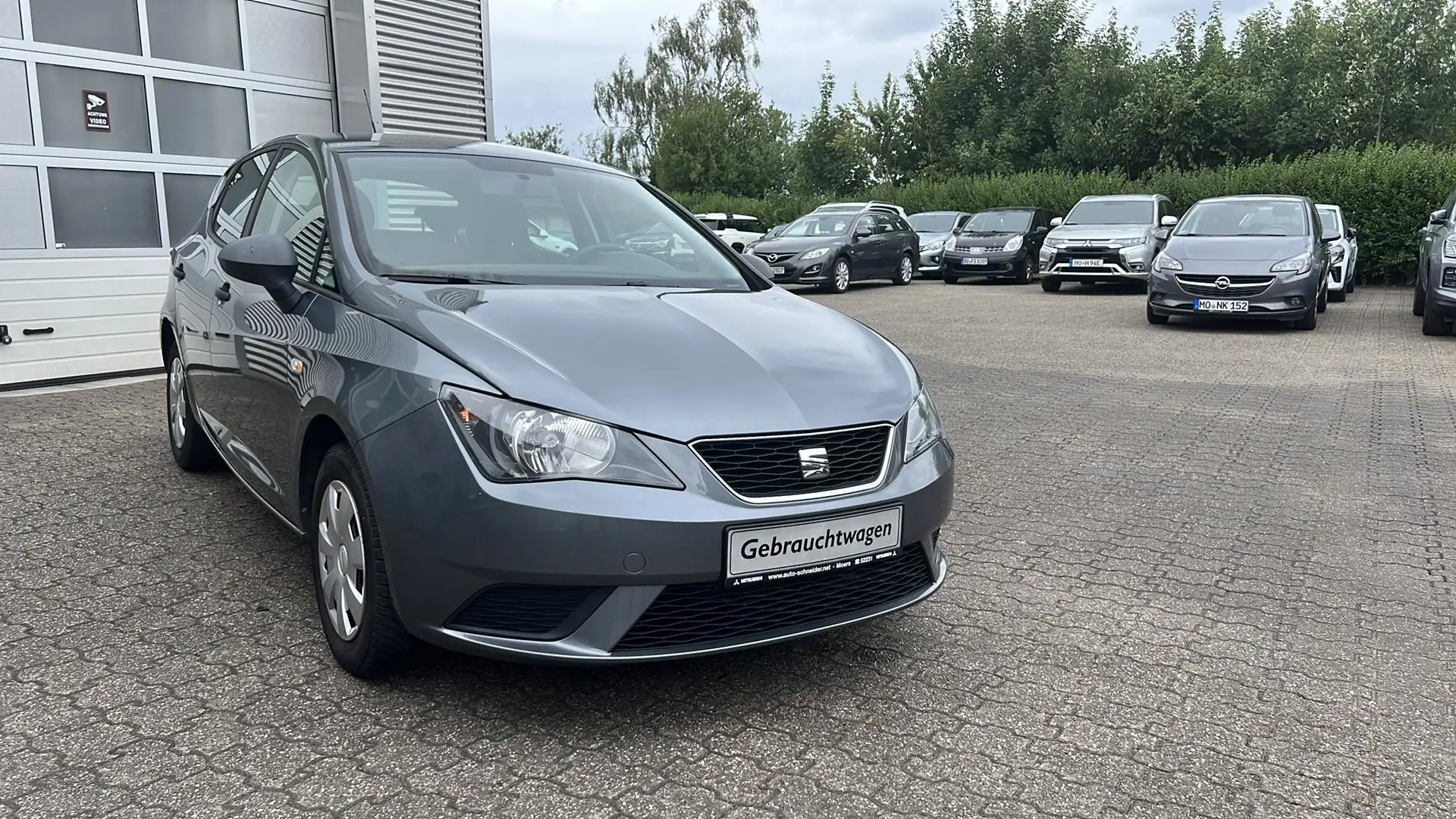 SEAT Ibiza Reference Gris - 2