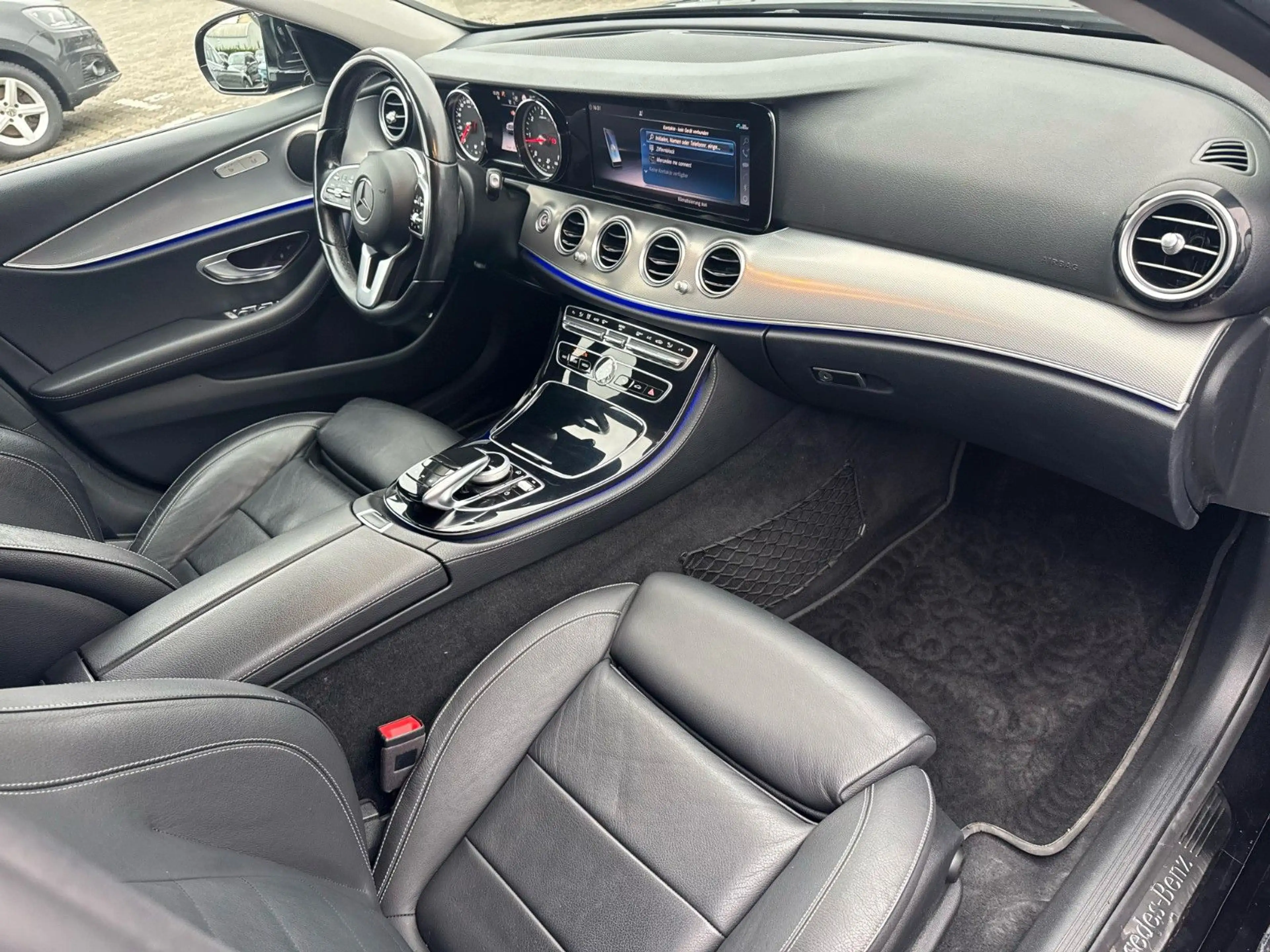 Mercedes-Benz E 220 d Limousine *Garantie*Autom.*Navi*LED*HUD* — photo 10