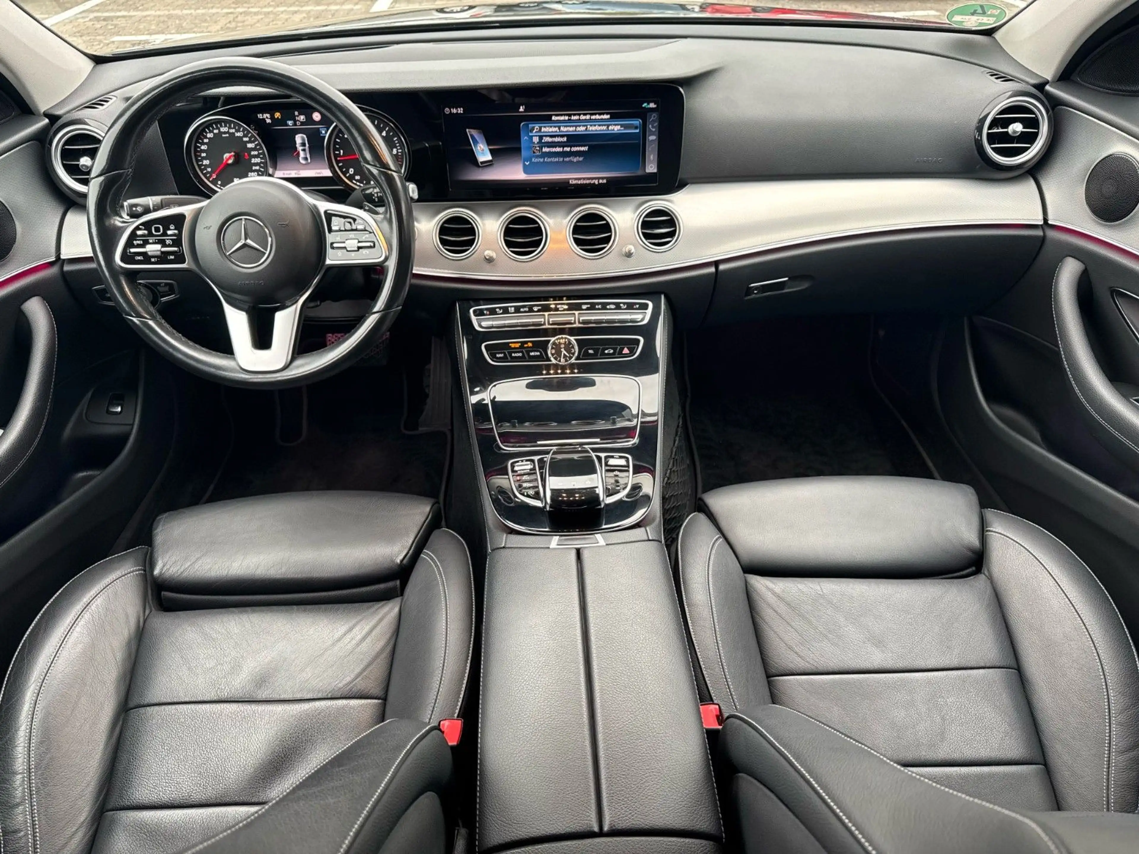 Mercedes-Benz E 220 d Limousine *Garantie*Autom.*Navi*LED*HUD* — photo 11