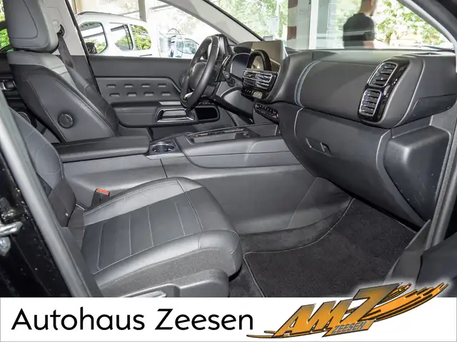 Citroen C5 Aircross view 2
