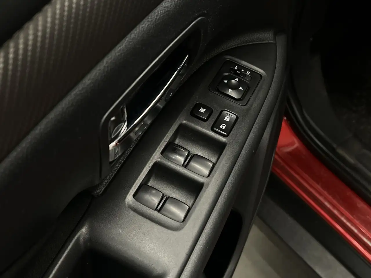 Mitsubishi Outlander fotografie Mitsubishi Outlander