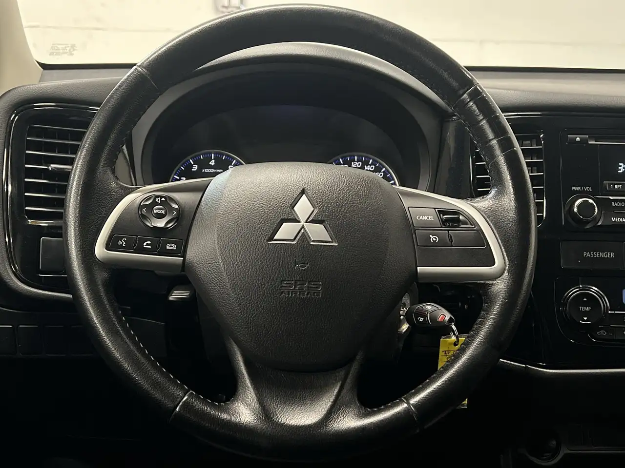 Mitsubishi Outlander fotografie Mitsubishi Outlander