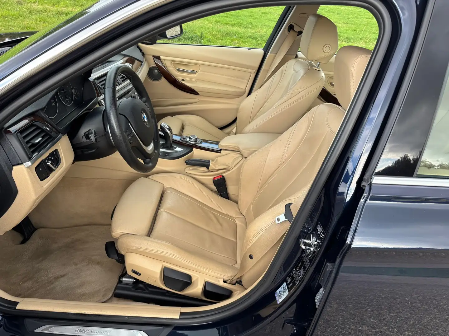 BMW 320 3-serie 320i High Exec Aut/Leder/Xenon/Navi/Pdc Bleu - 2