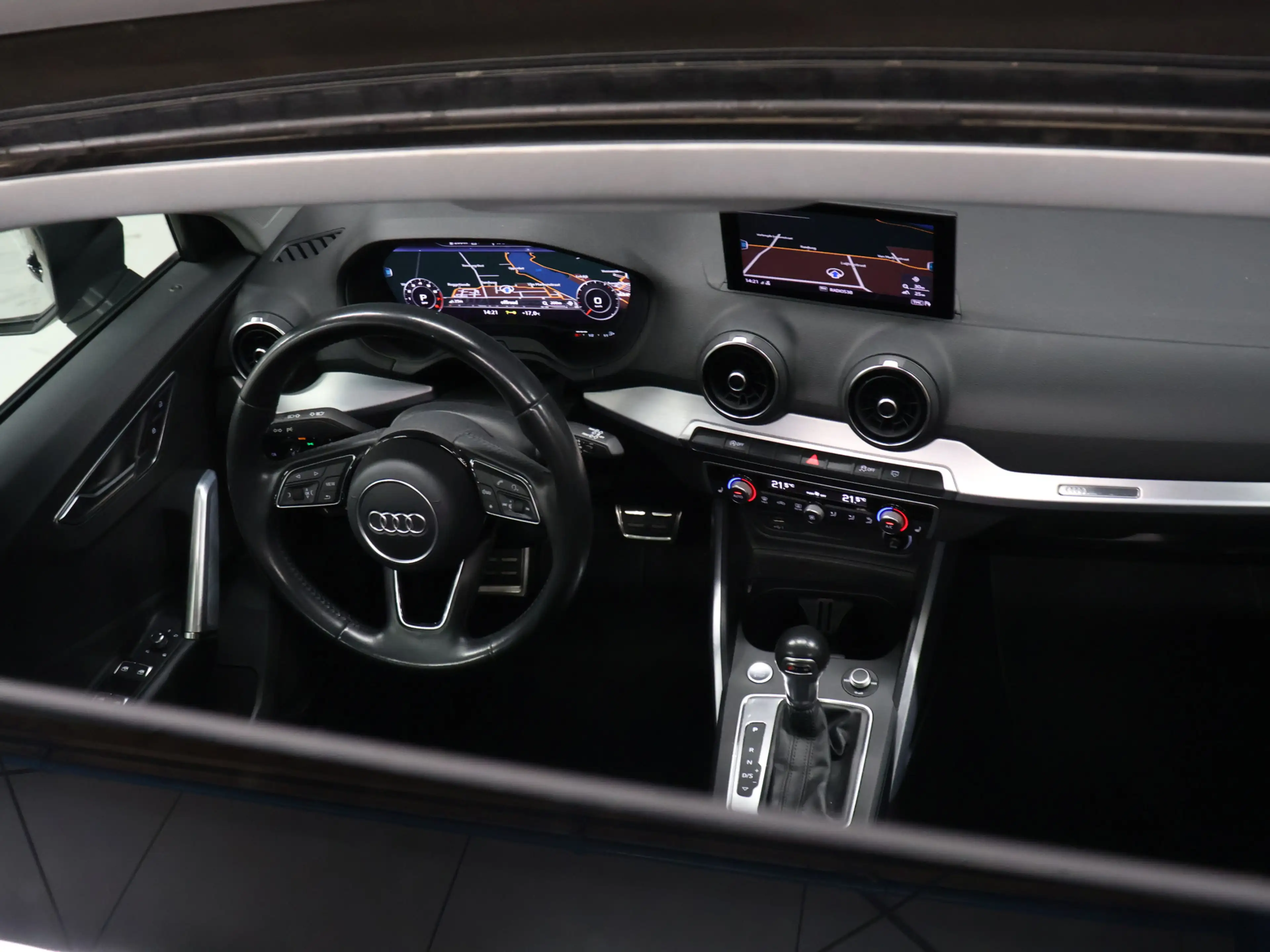 Audi Q2 1.4 TFSI CoD Sport [SCHUIFKANTELDAK, STOELVERWARMI — photo 4